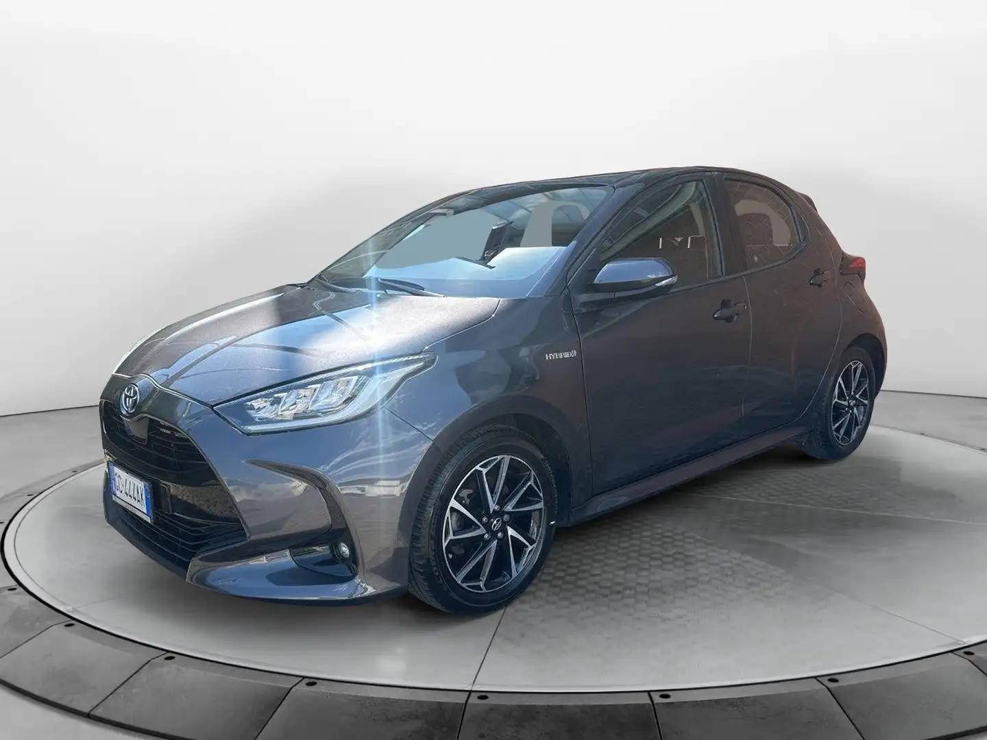 Toyota Yaris 1.5 Hybrid 5 porte Trend Grigio - 1