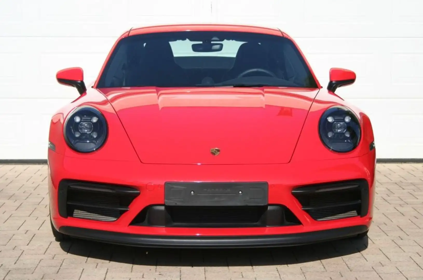 Porsche 911 Carrera 992 GTS Rojo - 2