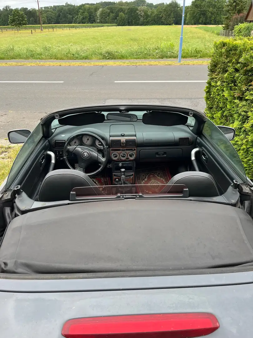 Toyota MR 2 MR2 Roadster 1,8 VVT-i Grau - 2