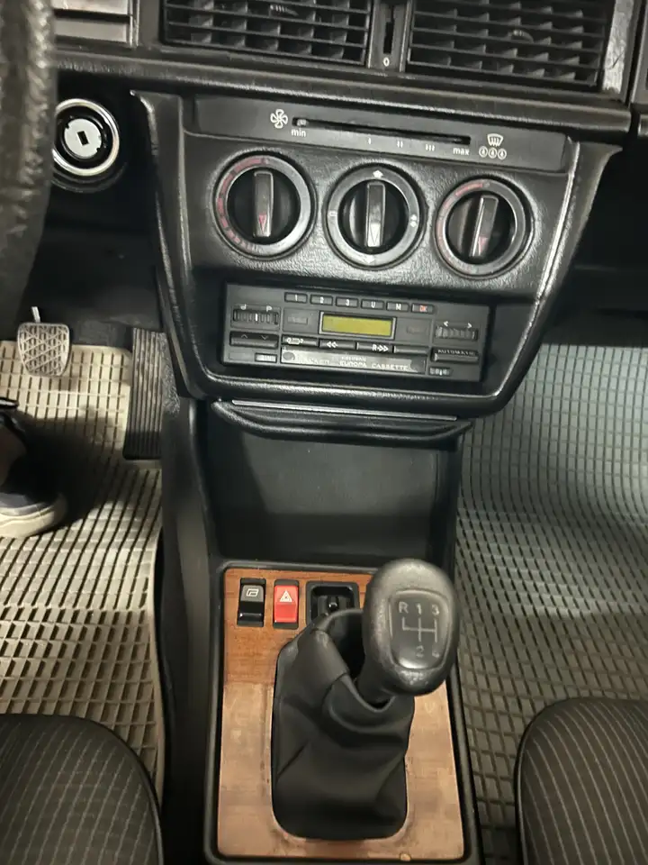 Mercedes-Benz 190 2.0 E 122cv, foto 7