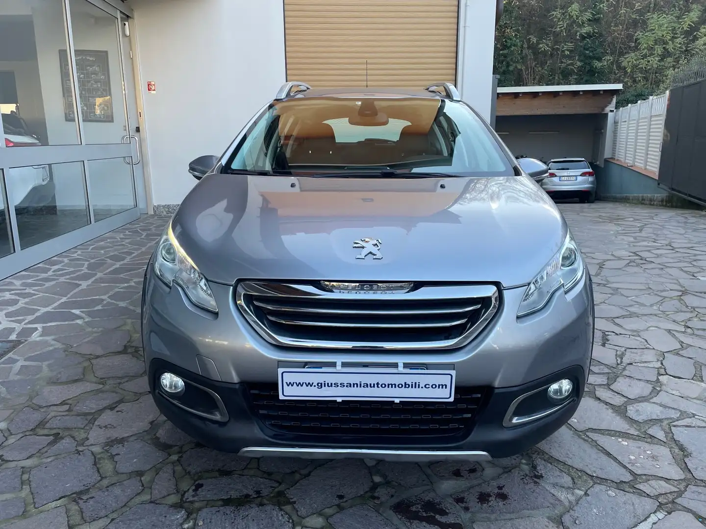 Peugeot 2008 2008 1.2 puretech Allure s&s OK NEOPATENTATI Grau - 2