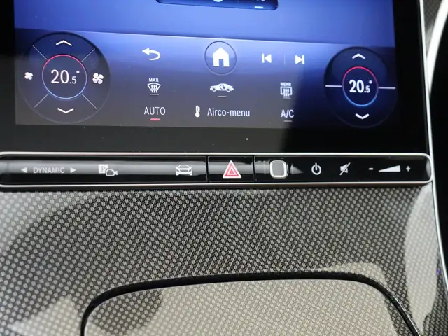 Mercedes-Benz C-Class view 20