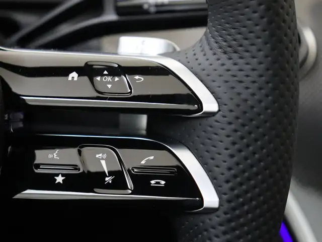 Mercedes-Benz C-Class view 14