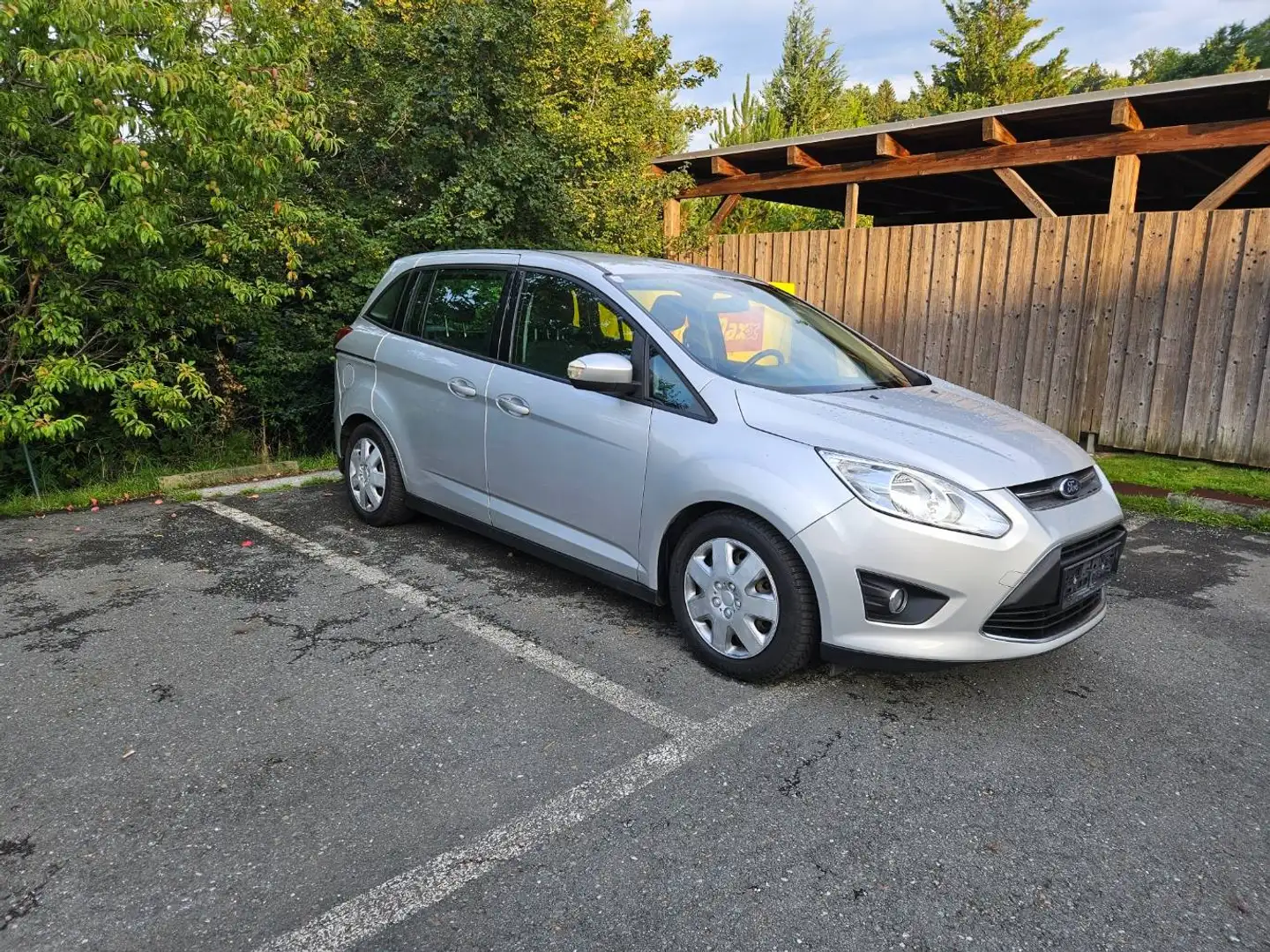 Ford C-Max C-MAX Trend 1,6 TDCi DPF Trend Silber - 1