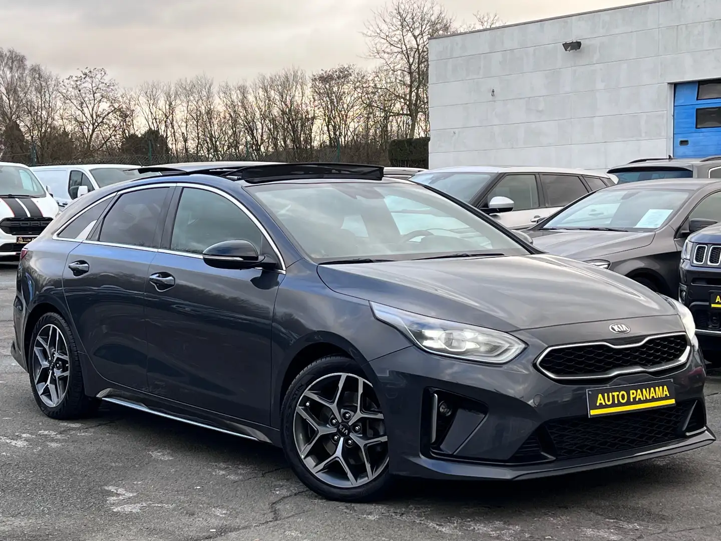 Kia ProCeed / pro_cee'd 1.4 T-GDi GT-LINE PANORAMIQUE*AUTO*GPS*CUIR*XENON Gris - 2