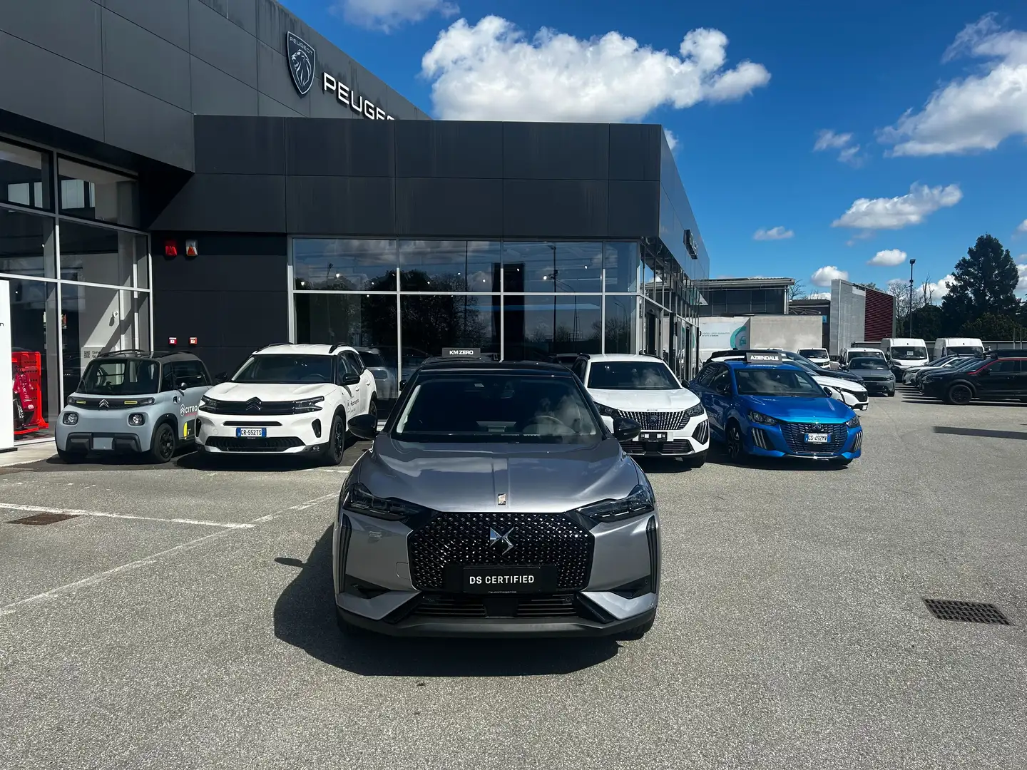 DS Automobiles DS 3 1.2 Hybrid 136cv DCS6 EDITION FRANCE KM ZERO Plateado - 2