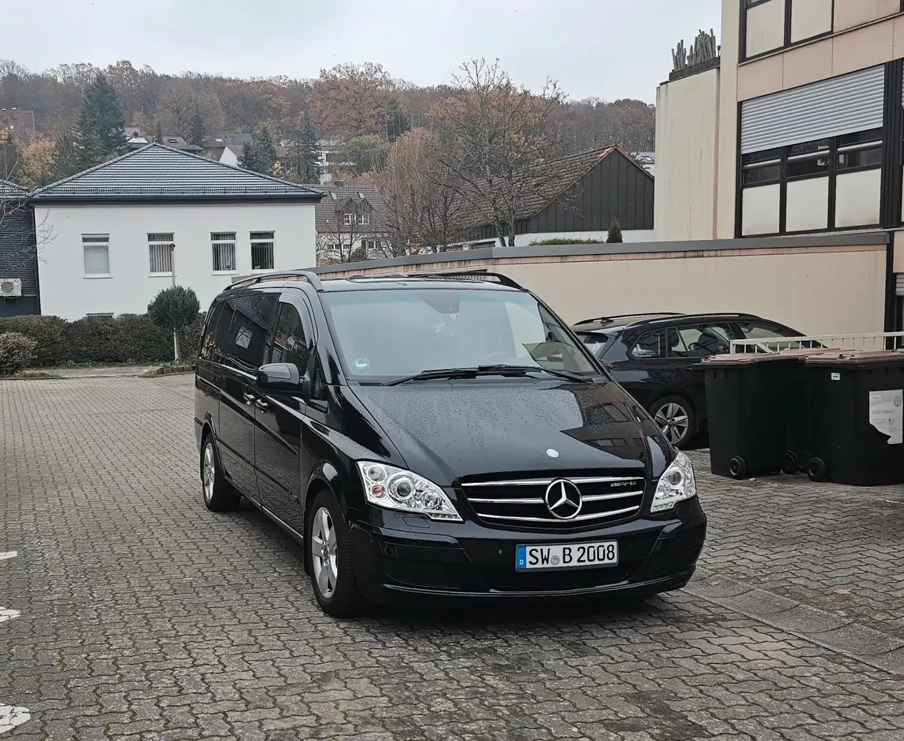 Mercedes-Benz Viano 3.0 CDI DPF lang Automatik Ambiente Edition Black - 1