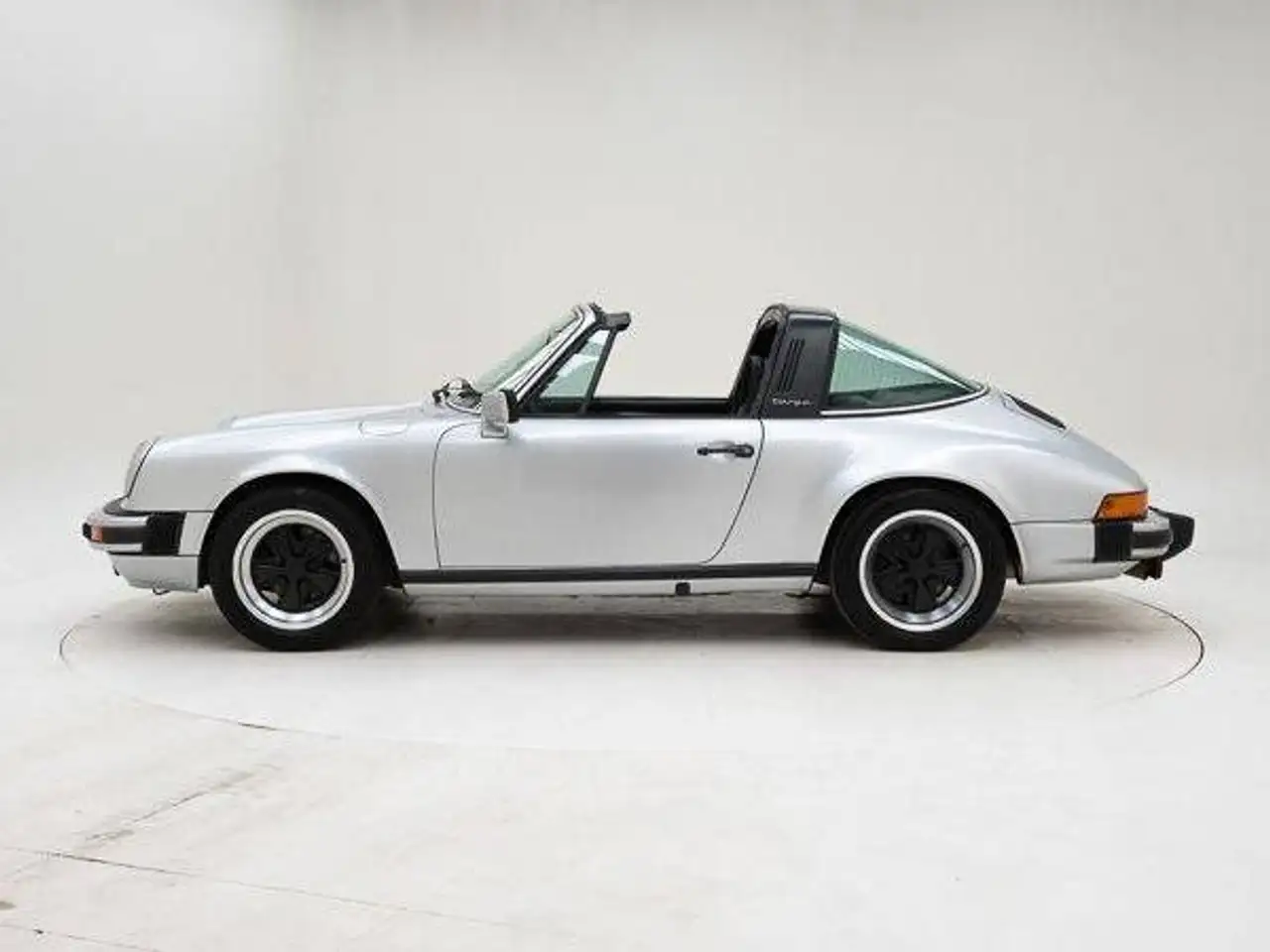 Porsche 911 3.0 SC Targa '78 CH11559, foto 8