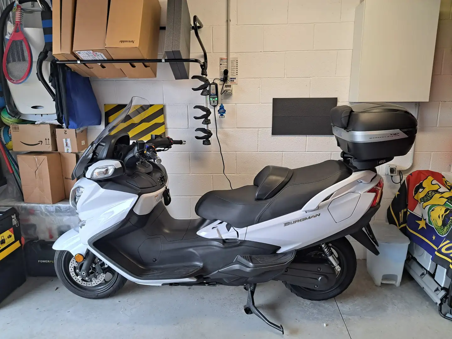 Suzuki Burgman 650 Bianco - 1