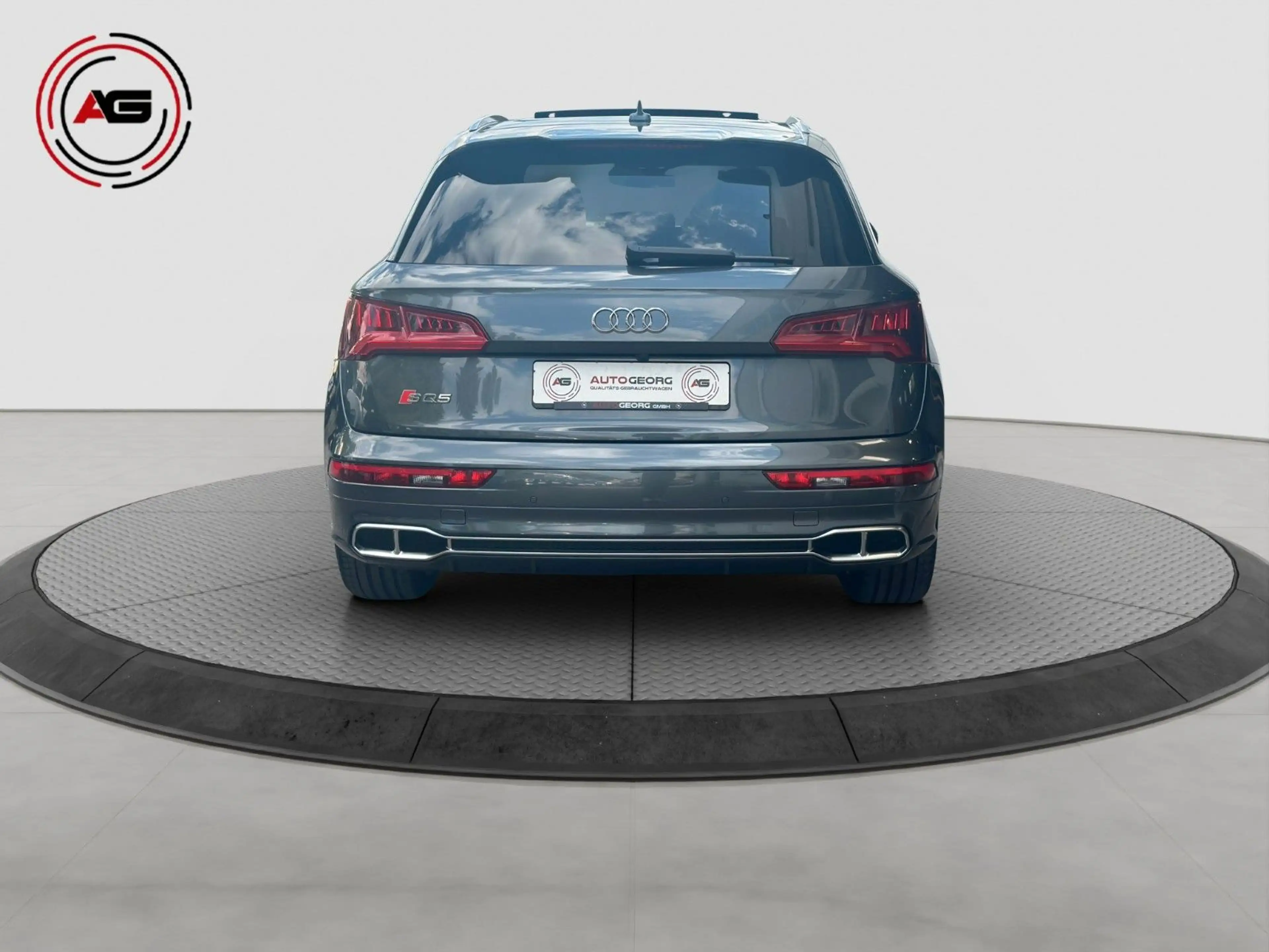 Audi SQ5 3.0 TDI ACC MATRIX PANO LUFT B&O STANDH 21" — photo 5