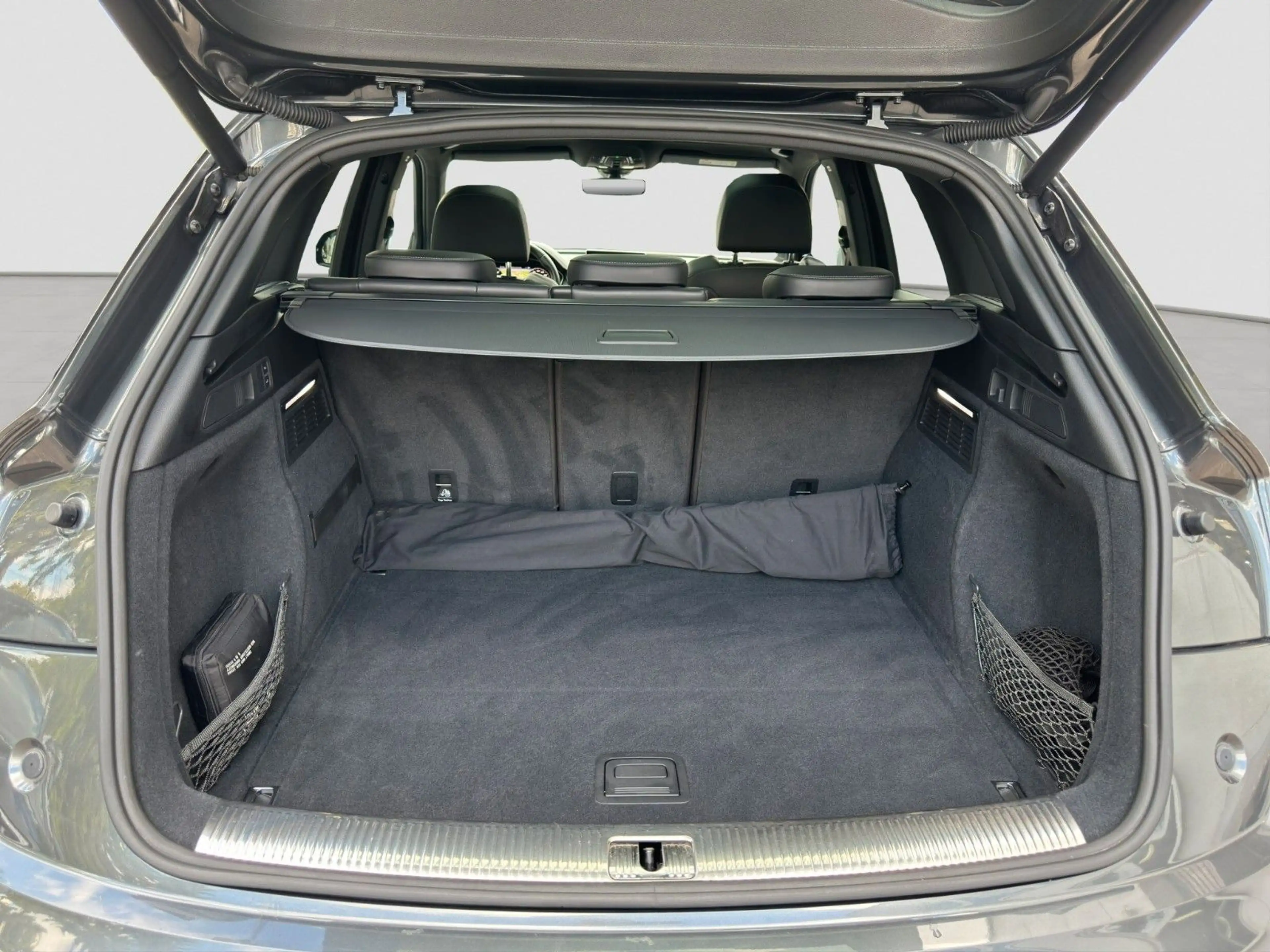 Audi SQ5 3.0 TDI ACC MATRIX PANO LUFT B&O STANDH 21" — photo 12