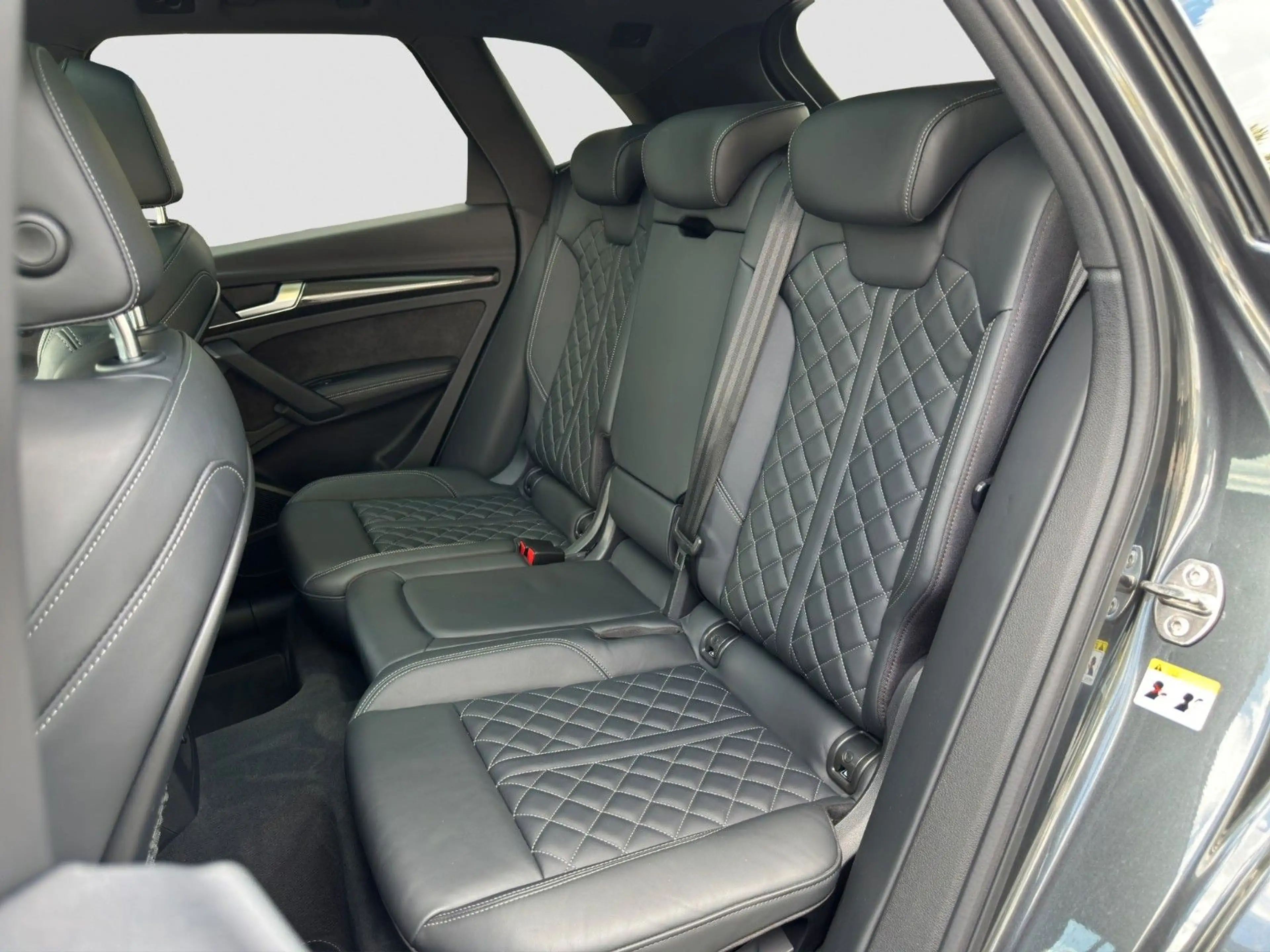 Audi SQ5 3.0 TDI ACC MATRIX PANO LUFT B&O STANDH 21" — photo 13