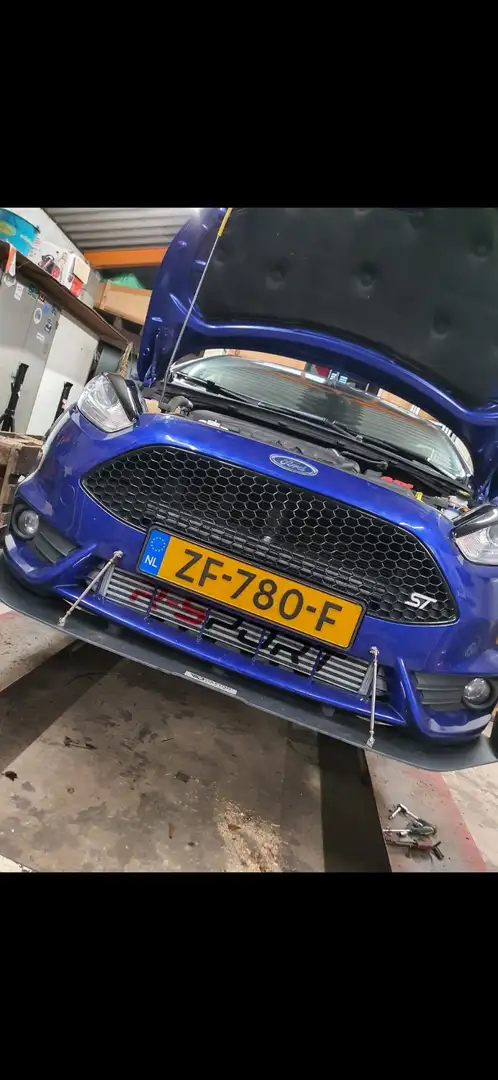 Ford Fiesta 1.6 ST2 Blauw - 1