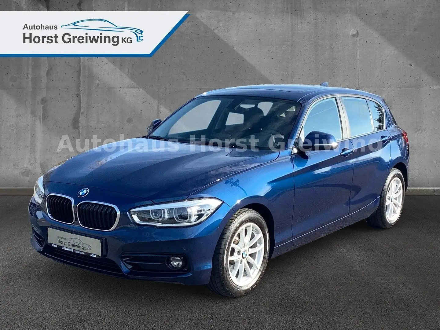 BMW 118 i Sport Line 5-trg. Glasdach Navi PDC  LED Blau - 1