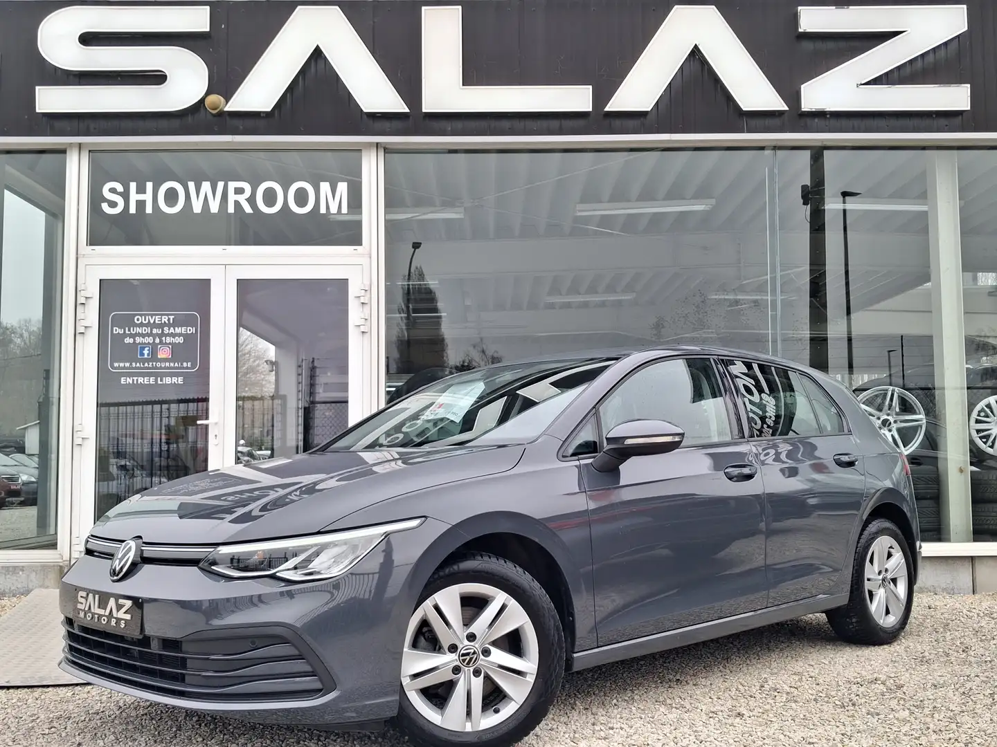 Volkswagen Golf Golf 1.0 eTSI Active OPF DSG/ 1 ER PROP / GARANTIE Grau - 1