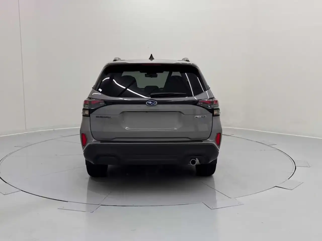 Subaru Forester снимка Subaru Forester