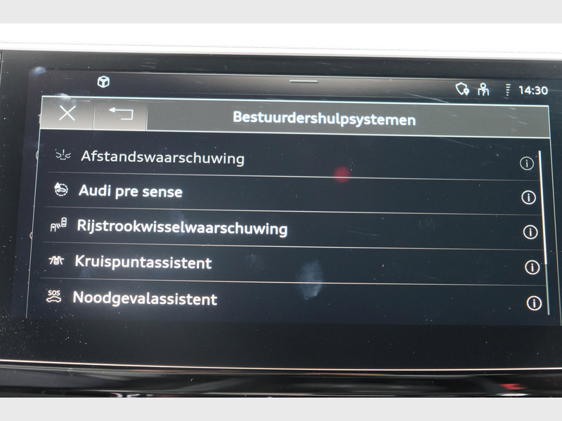 Audi Q8 e-tron 106 kWh 55 Quattro S line - Competition — photo 8