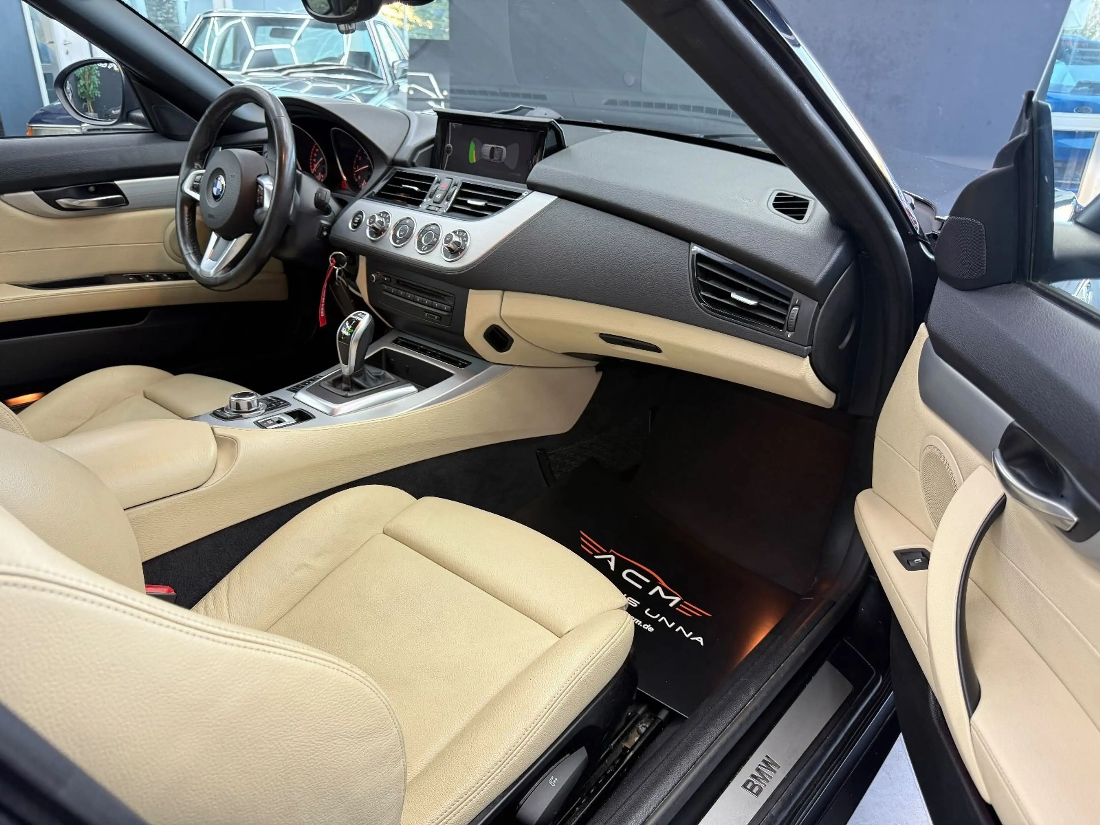 BMW Z4 Roadster sdrive 35 i — photo 13