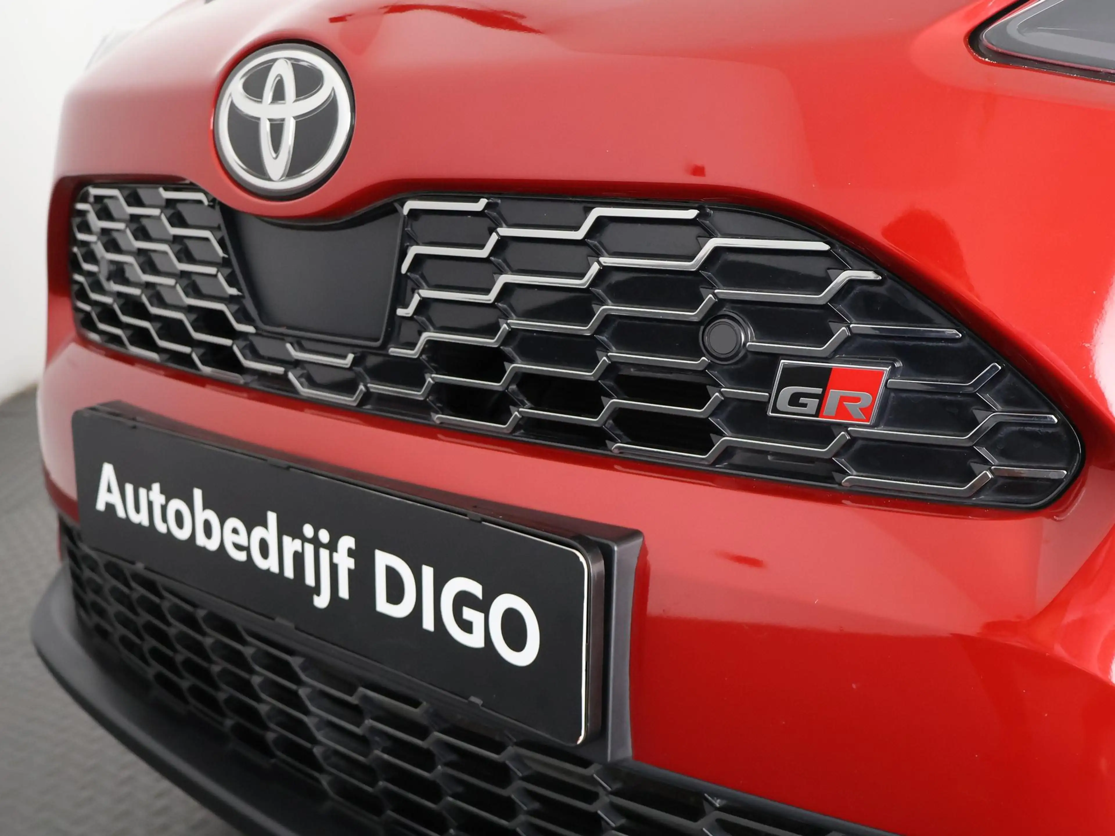 Toyota Yaris Cross 1.5 Hybrid GR Sport | Stoelverwarming | Navigatie — photo 32