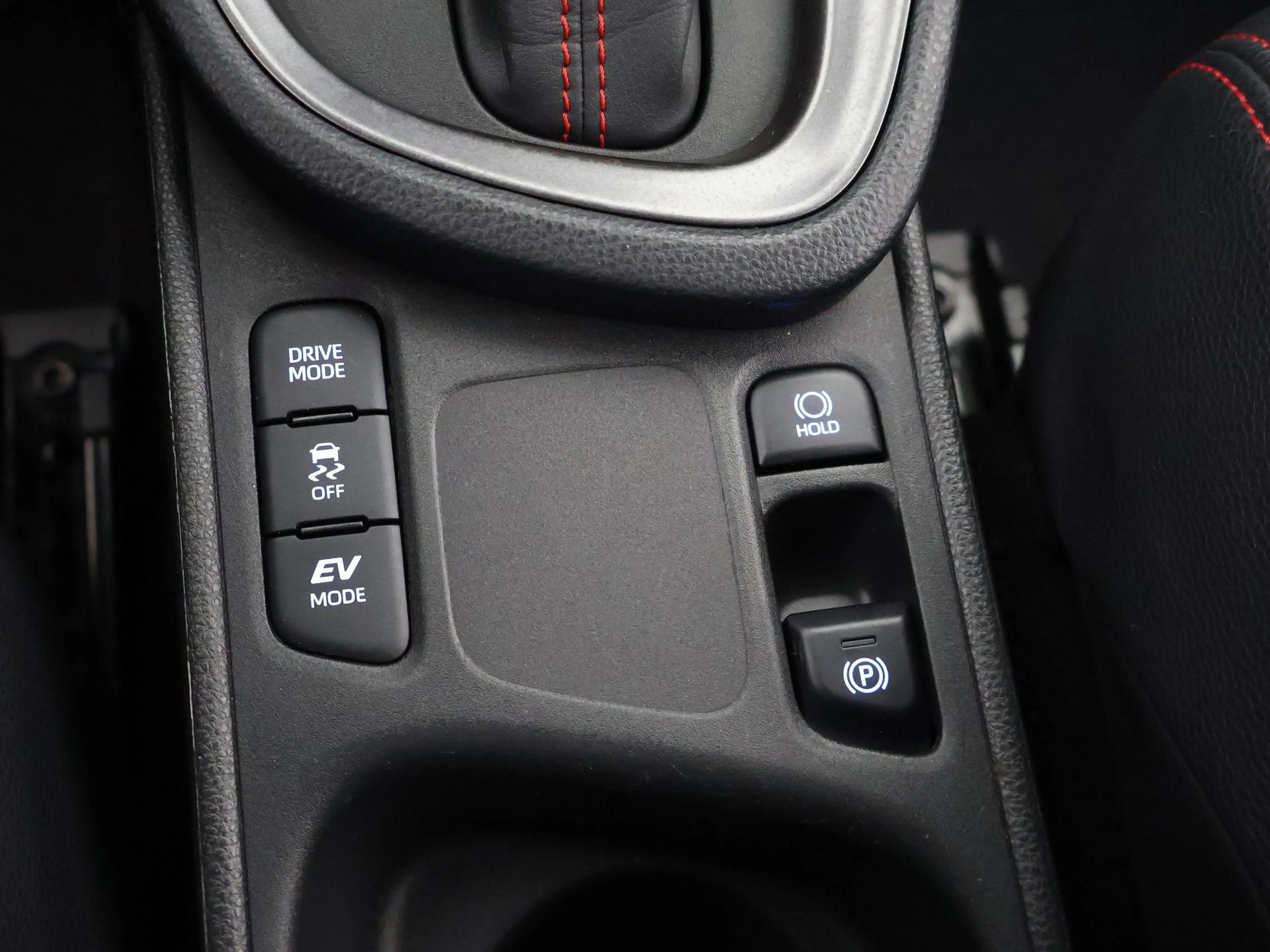 Toyota Yaris Cross 1.5 Hybrid GR Sport | Stoelverwarming | Navigatie — photo 17