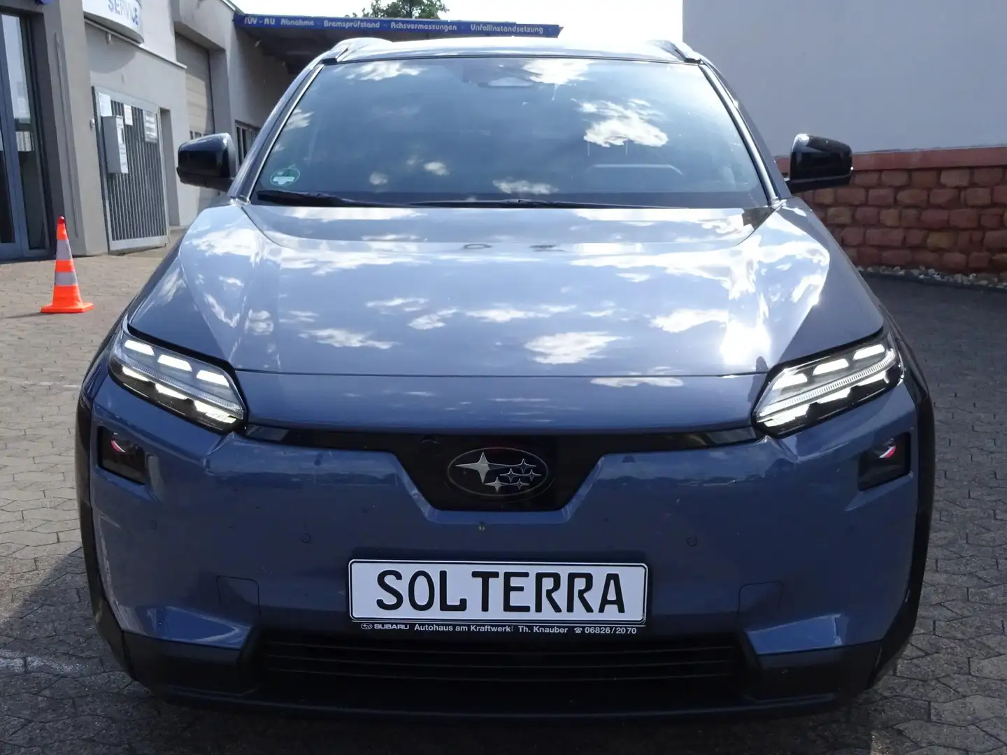 Subaru Solterra Platinum 73 AWD Modell 2026*VFW* Grau - 2