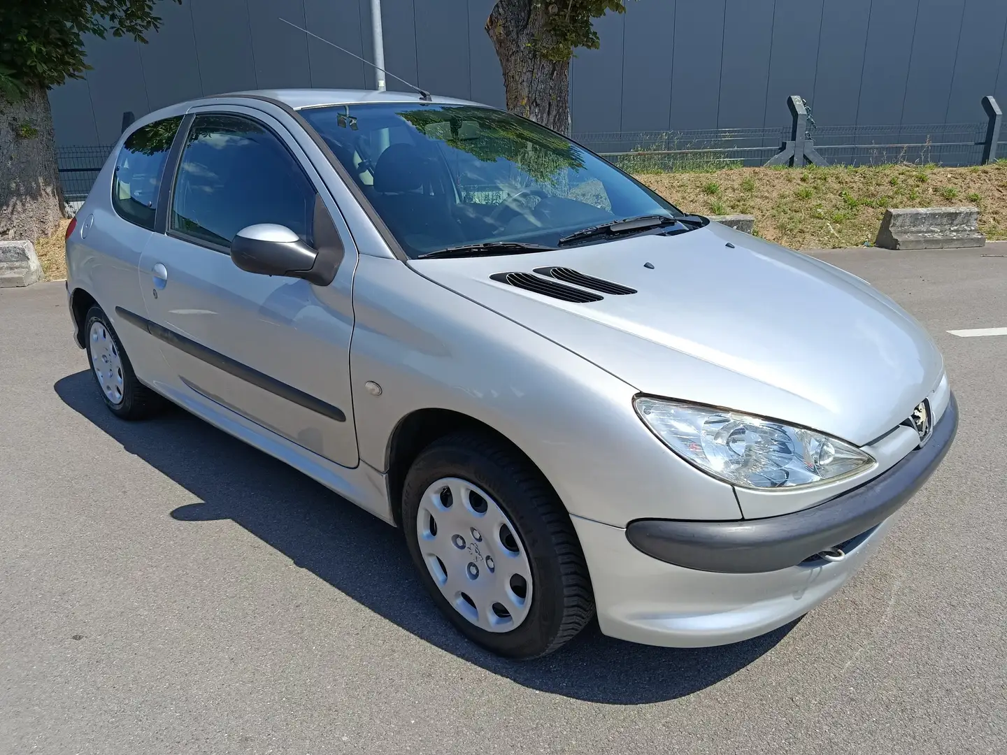 Peugeot 206 206 1.4i X-Line Gris - 2