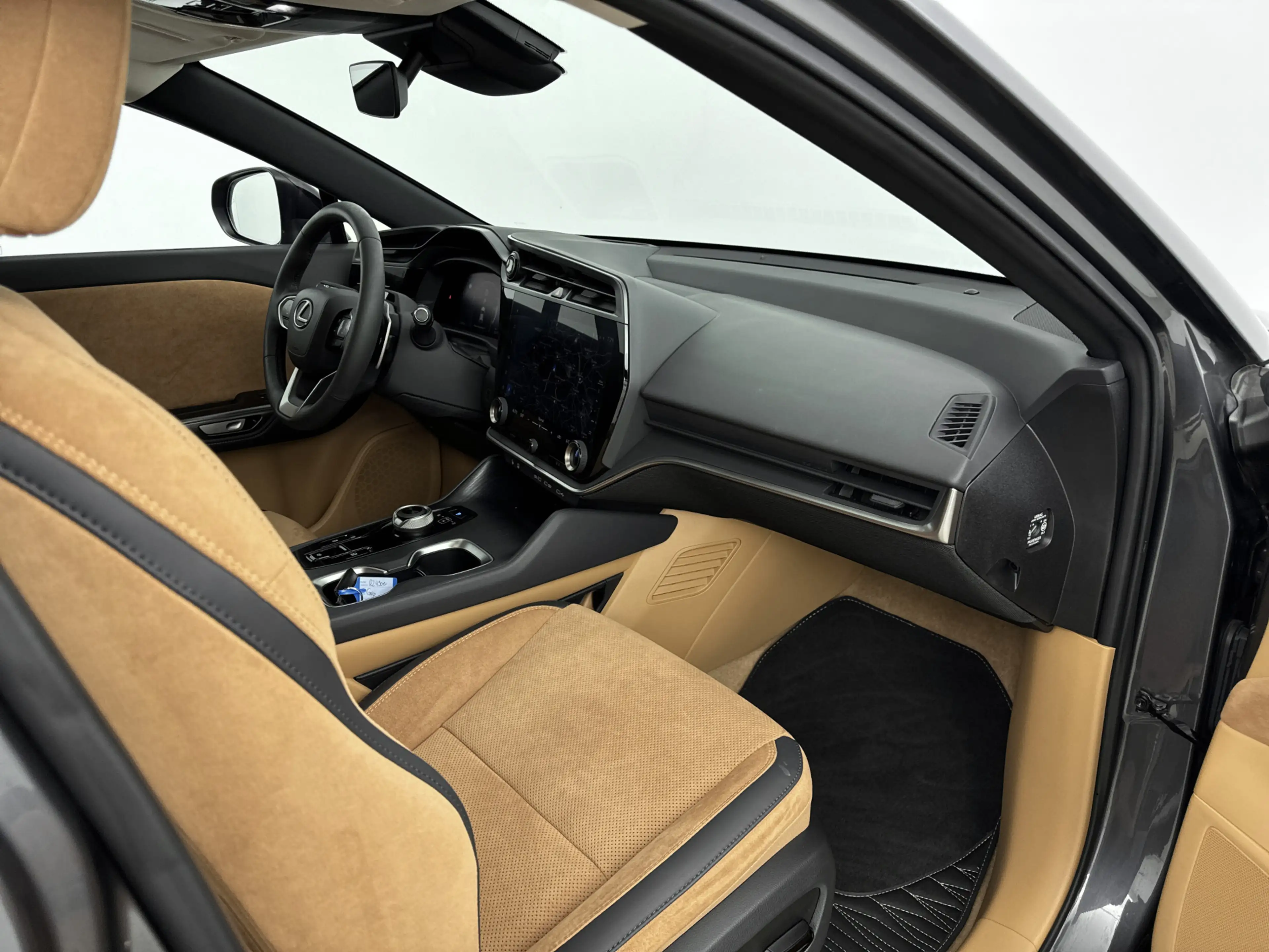 Lexus RZ 450e President Line 71 kWh | BTW-Auto | Mark-Levin — photo 6