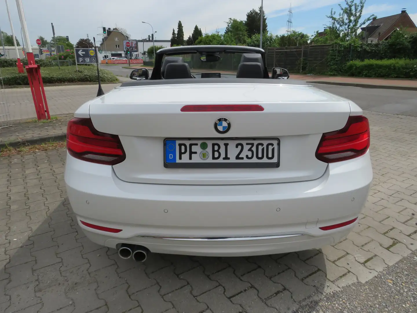 BMW 230 230 i Luxury Line Weiß - 2