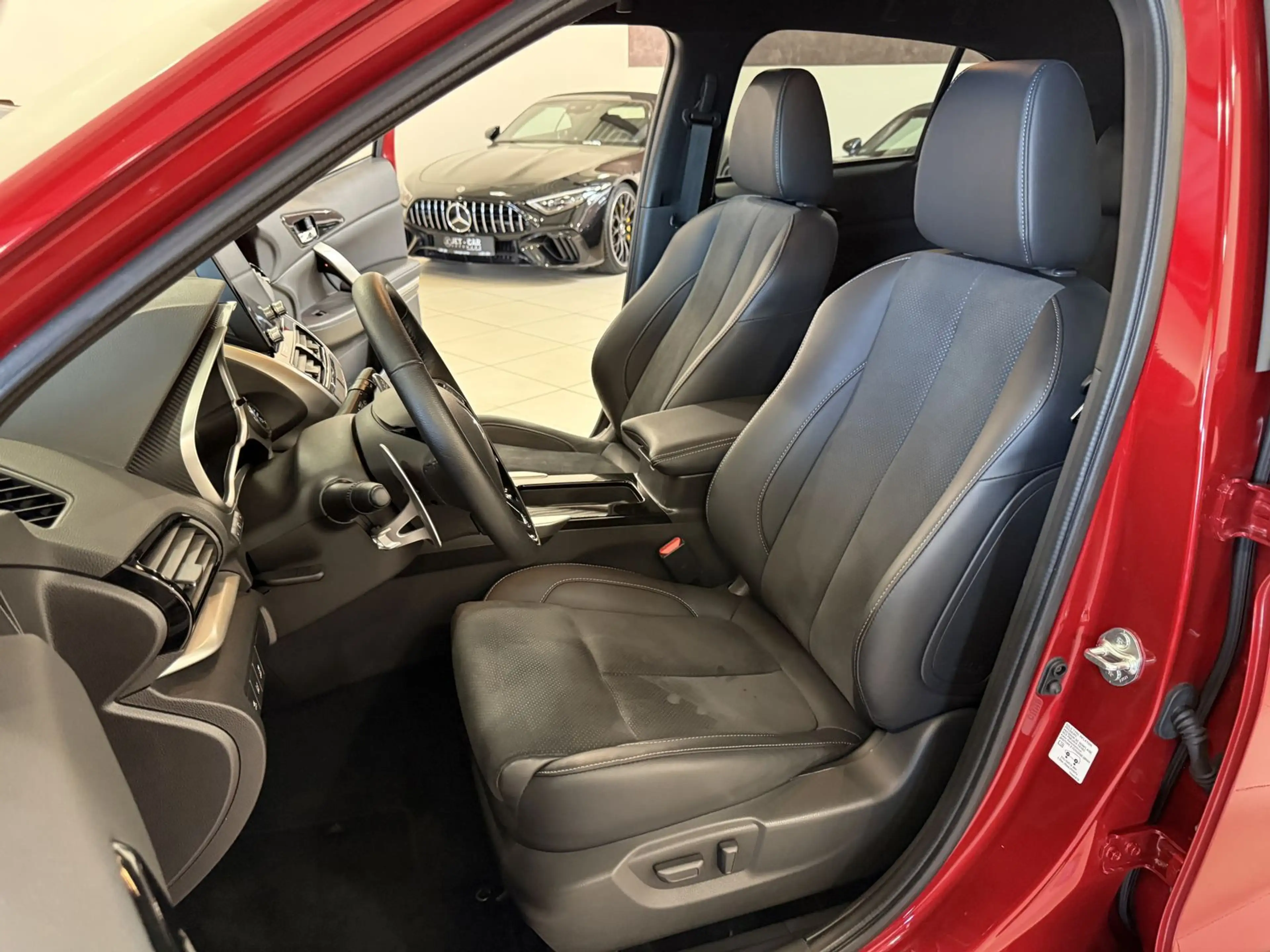 Mitsubishi Eclipse Cross Plus Select Hybrid 4WD — photo 11