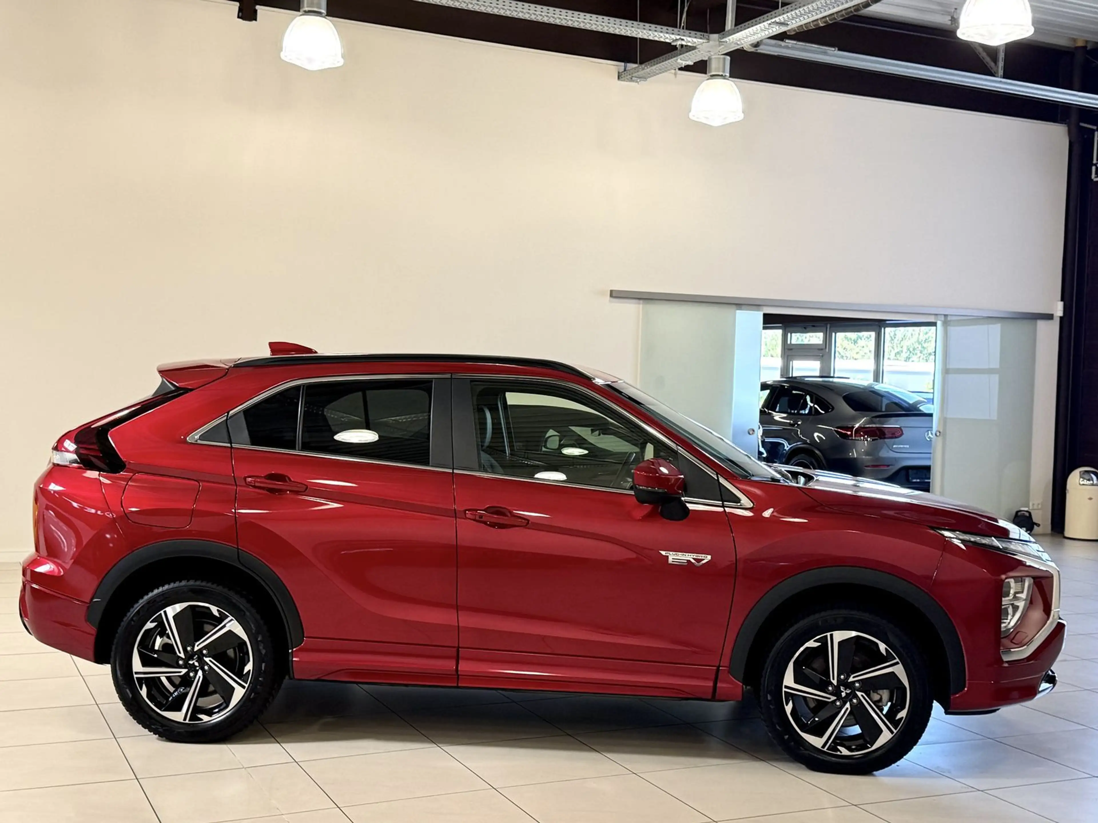 Mitsubishi Eclipse Cross Plus Select Hybrid 4WD — photo 5