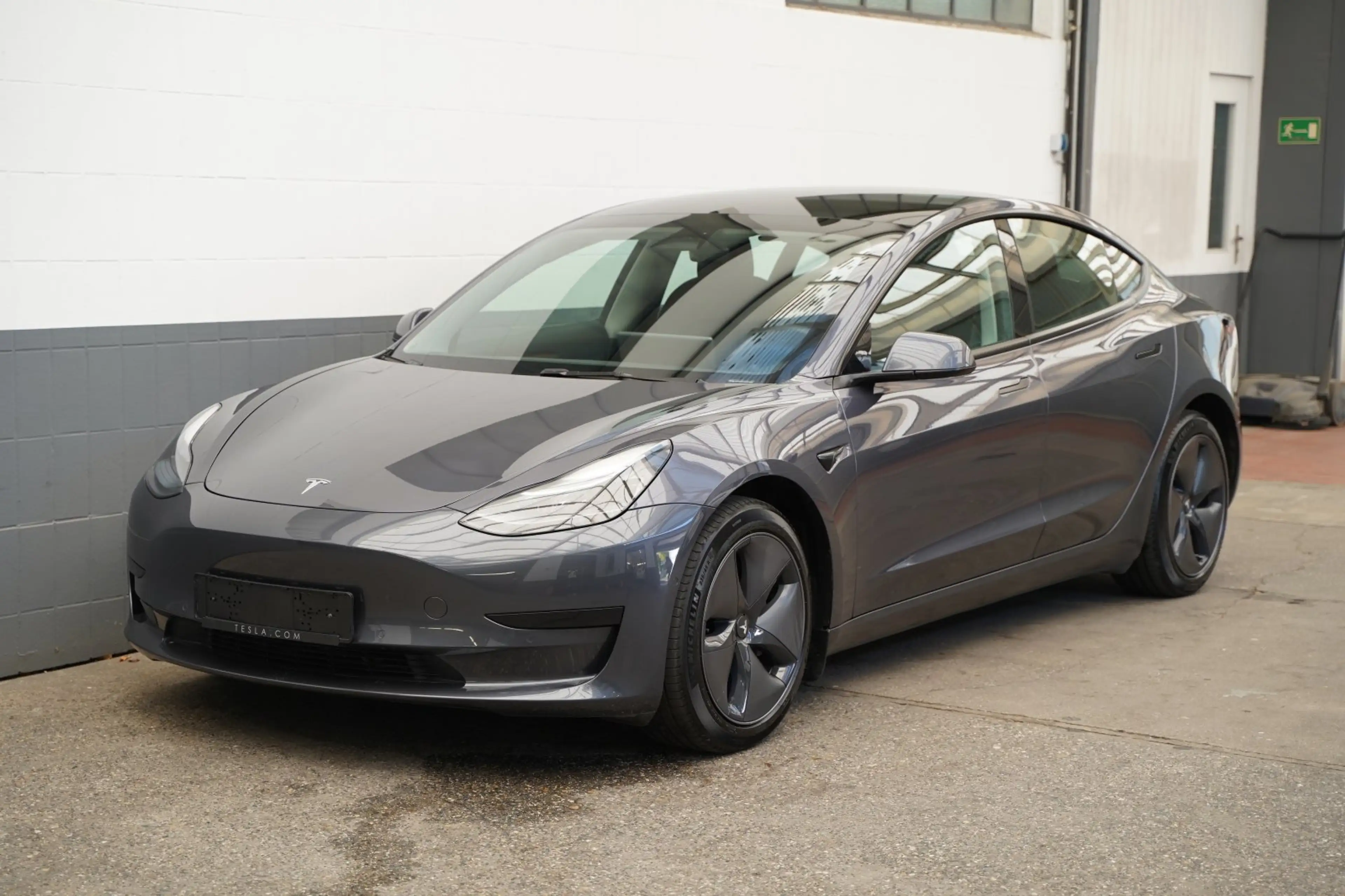 Tesla Model 3 Standard Range + *AHK*1. Hd. — photo 3