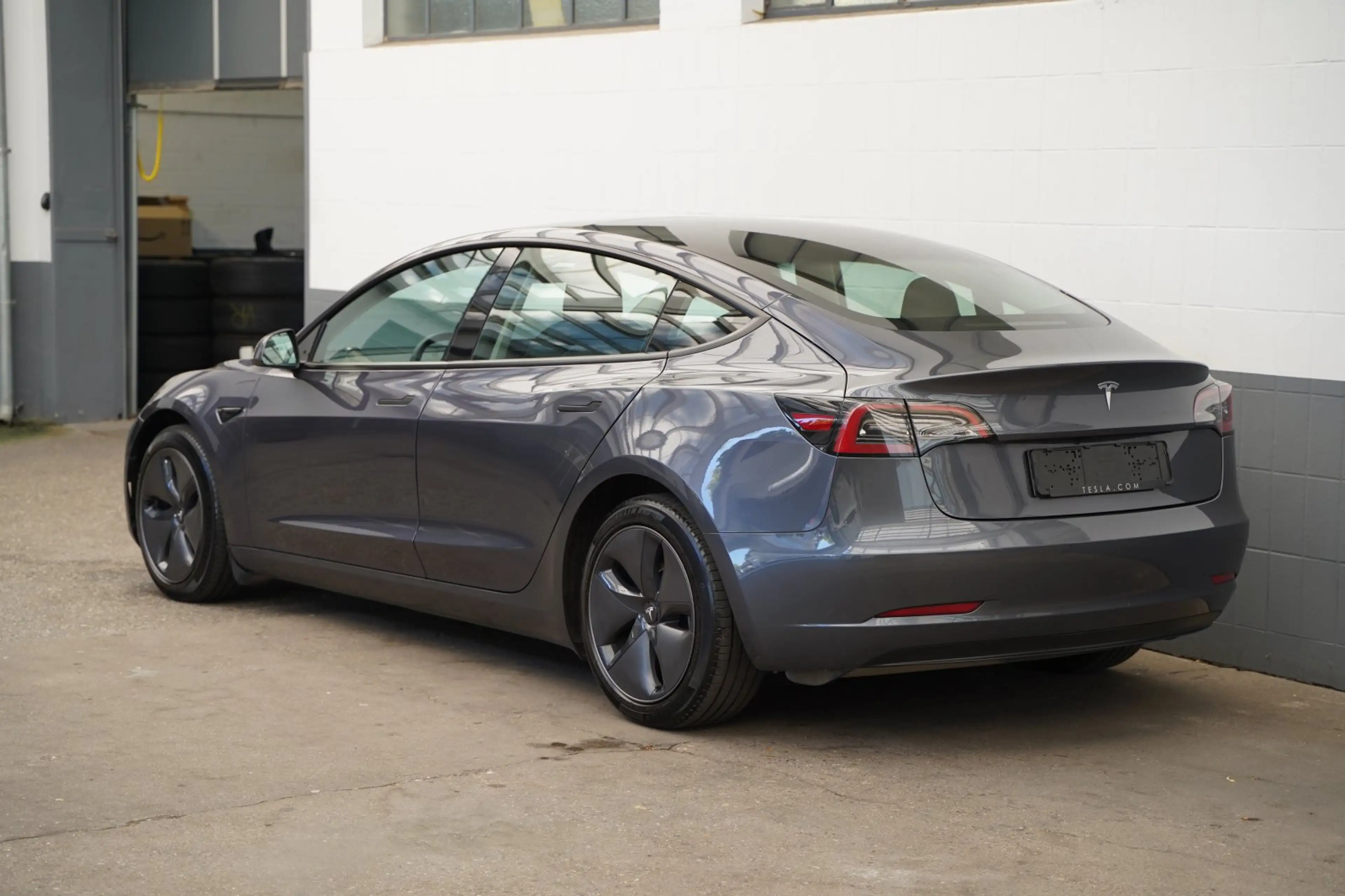 Tesla Model 3 Standard Range + *AHK*1. Hd. — photo 6