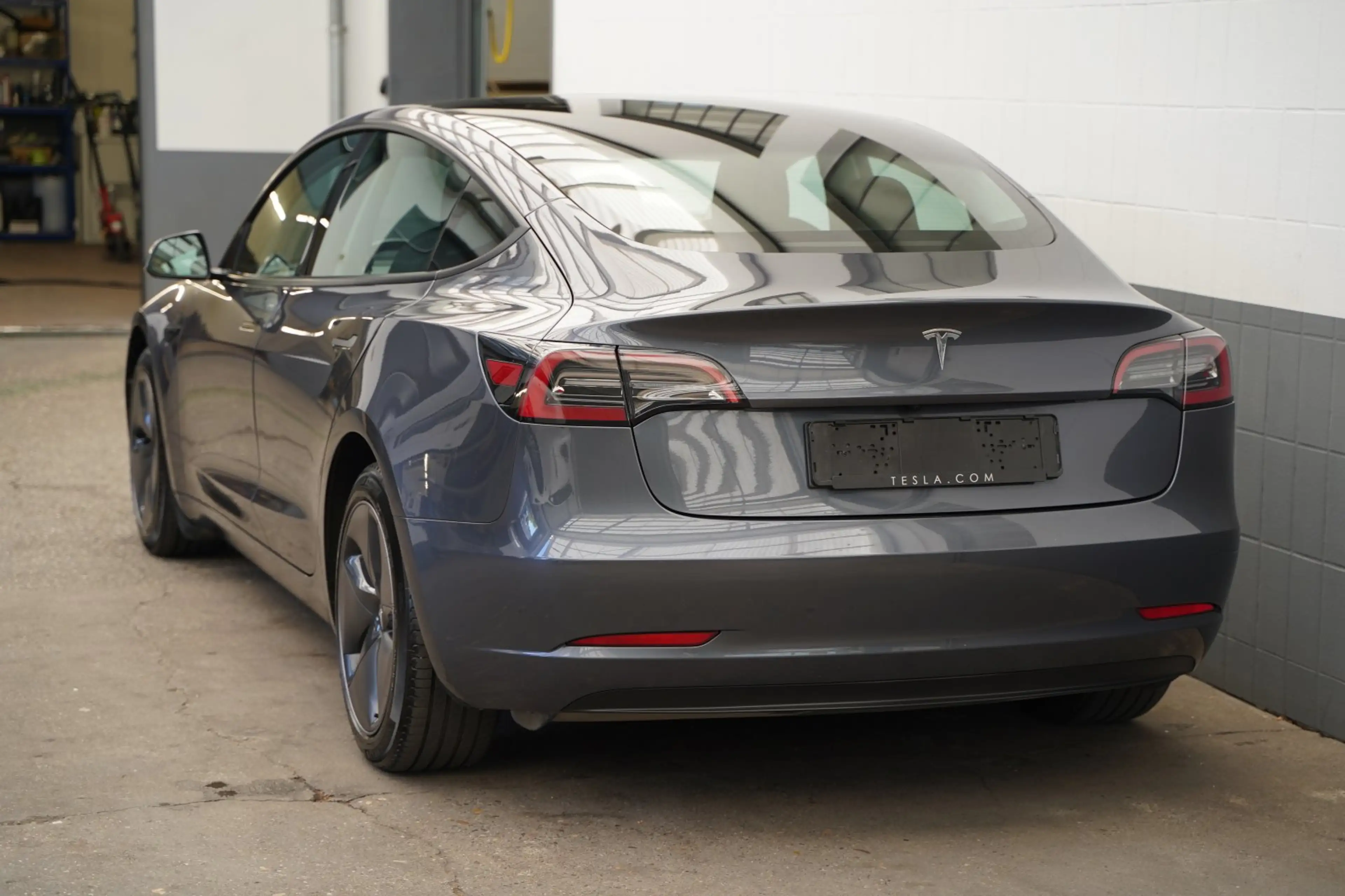 Tesla Model 3 Standard Range + *AHK*1. Hd. — photo 7