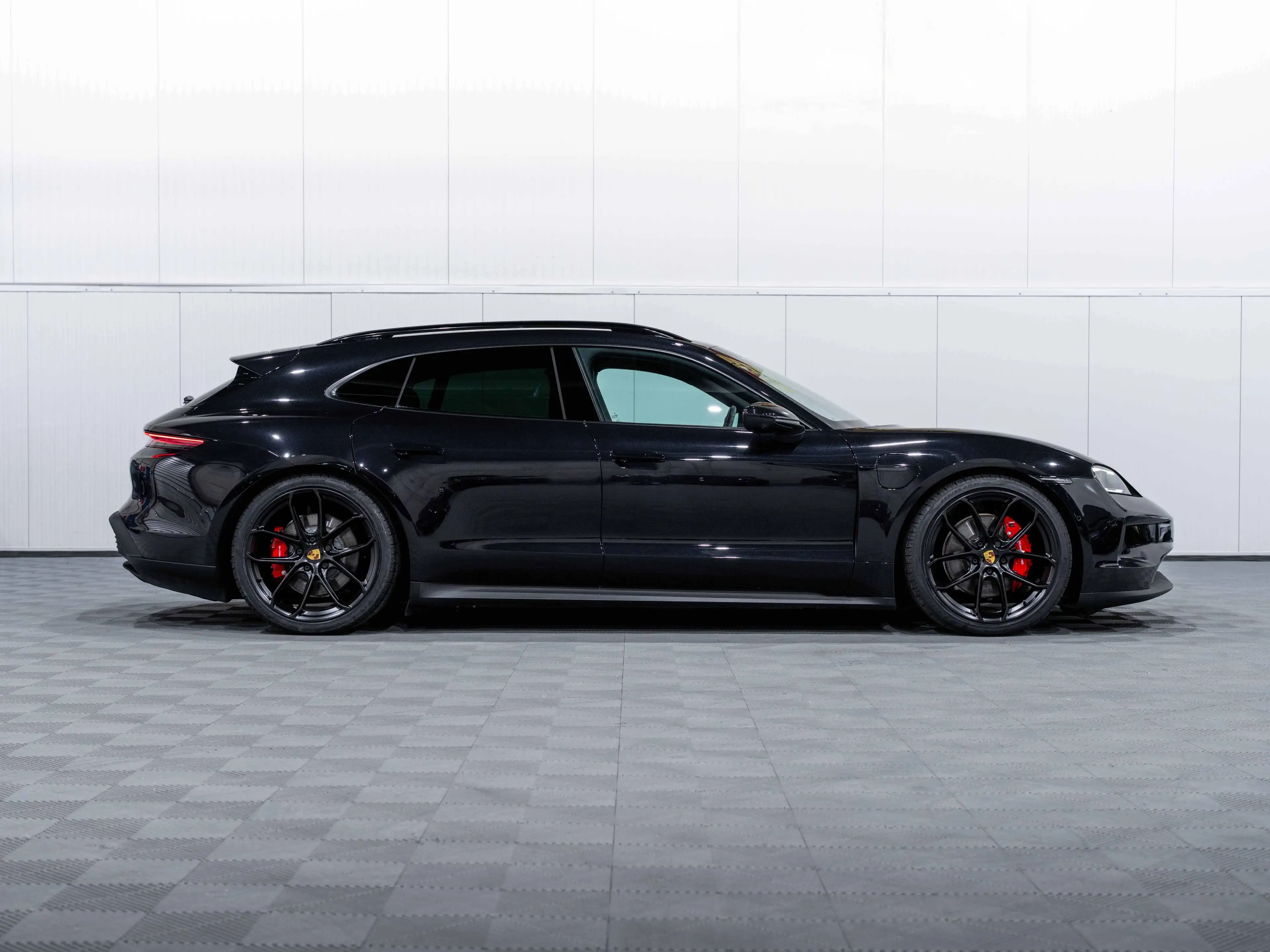 Porsche Taycan Sport Turismo FACE LIFT Perf Batt+/Sport Chr/Matrix/Bose/21inch — photo 7