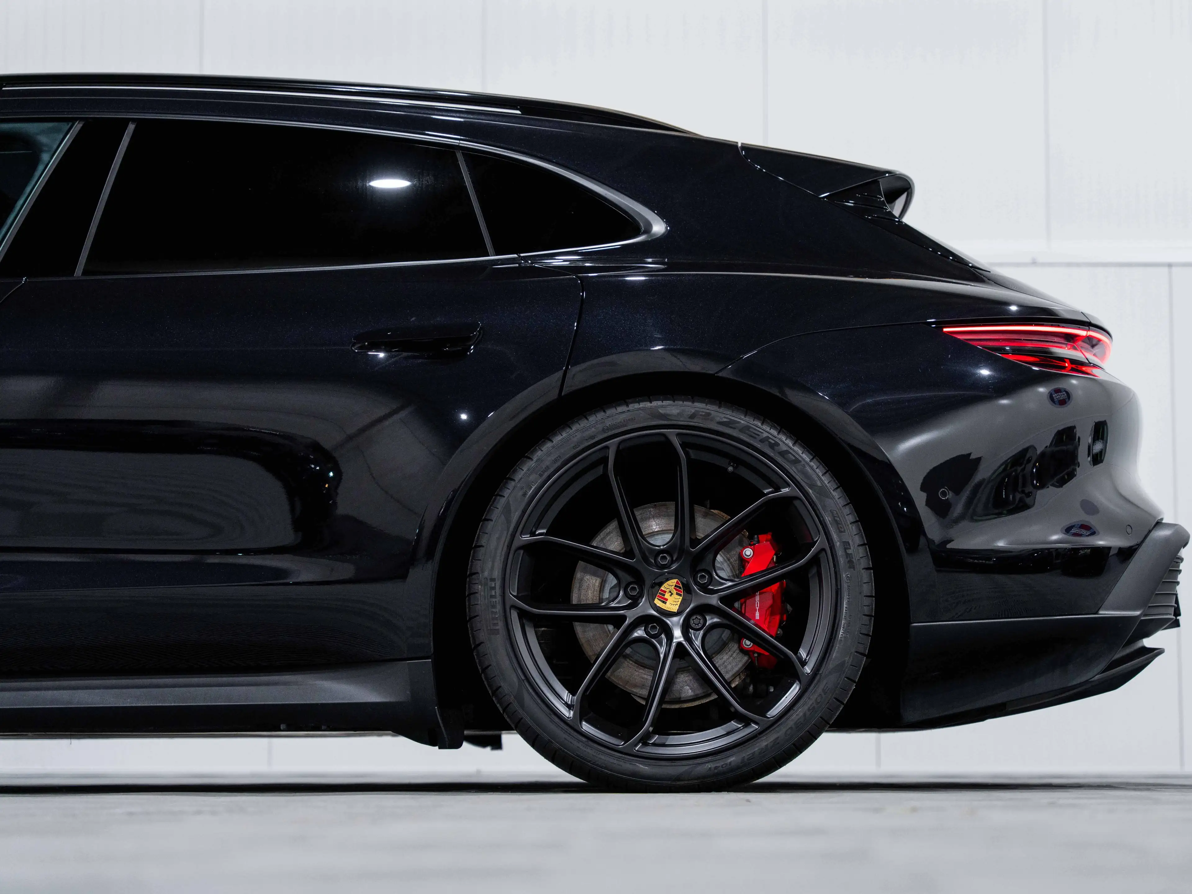 Porsche Taycan Sport Turismo FACE LIFT Perf Batt+/Sport Chr/Matrix/Bose/21inch — photo 4