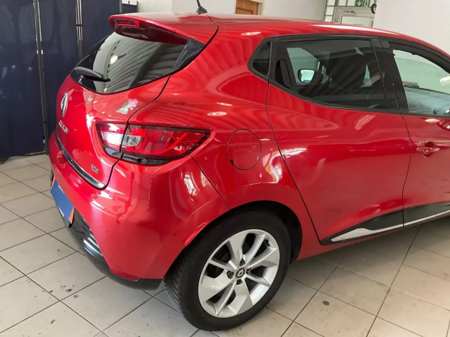Renault Clio 0.9 TCE 90CH ENERGY LIMITED EURO6 2015 Rouge - 2