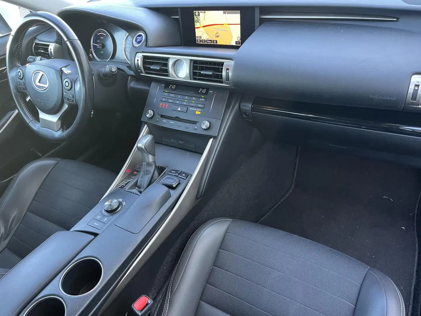 Lexus IS 300 300h HYBRID 223PK TREKHAAK+ACC+DAB+CAMERA DEALER O Weiß - 2