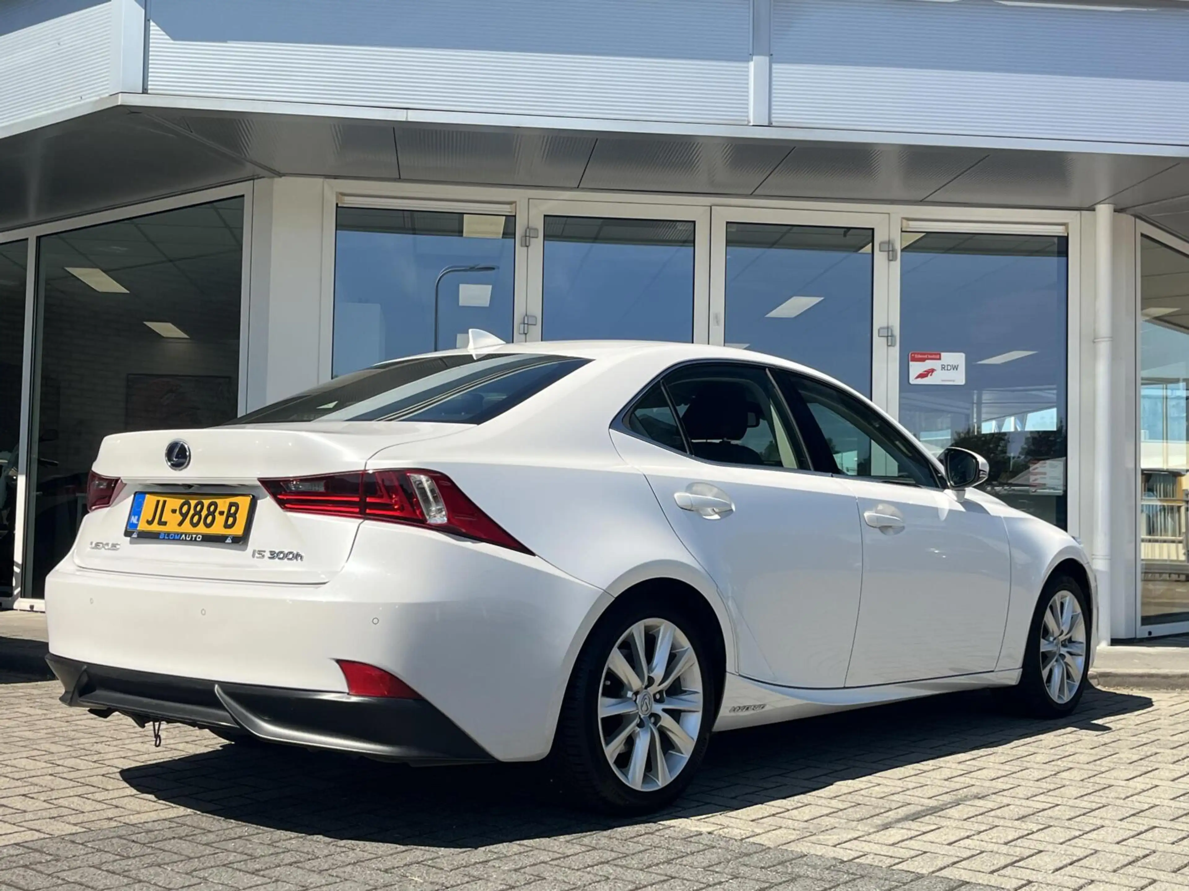 Lexus IS 300 300h HYBRID 223PK TREKHAAK+ACC+DAB+CAMERA DEALER O — photo 5