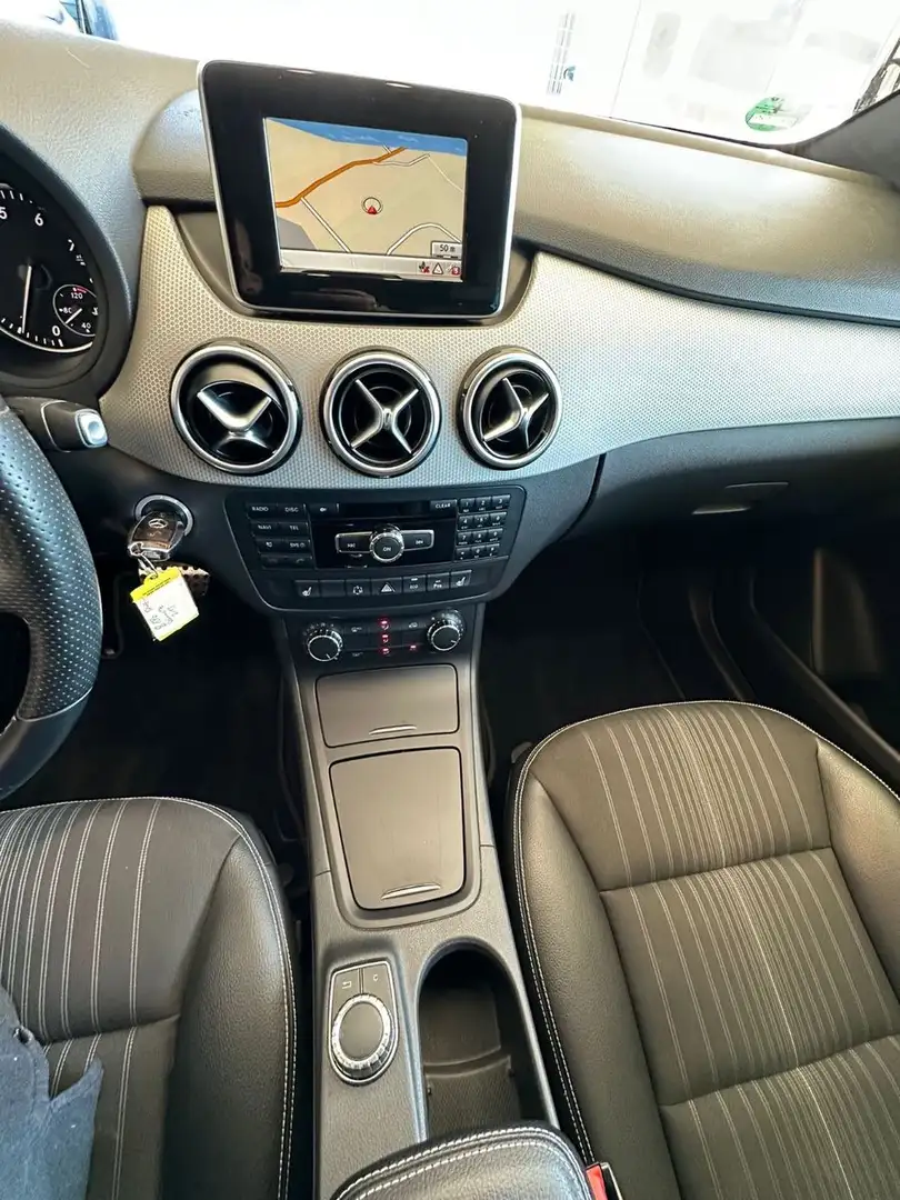 Mercedes-Benz B 180 (BLUEEFFICIENCY) 7G-DCT Noir - 2
