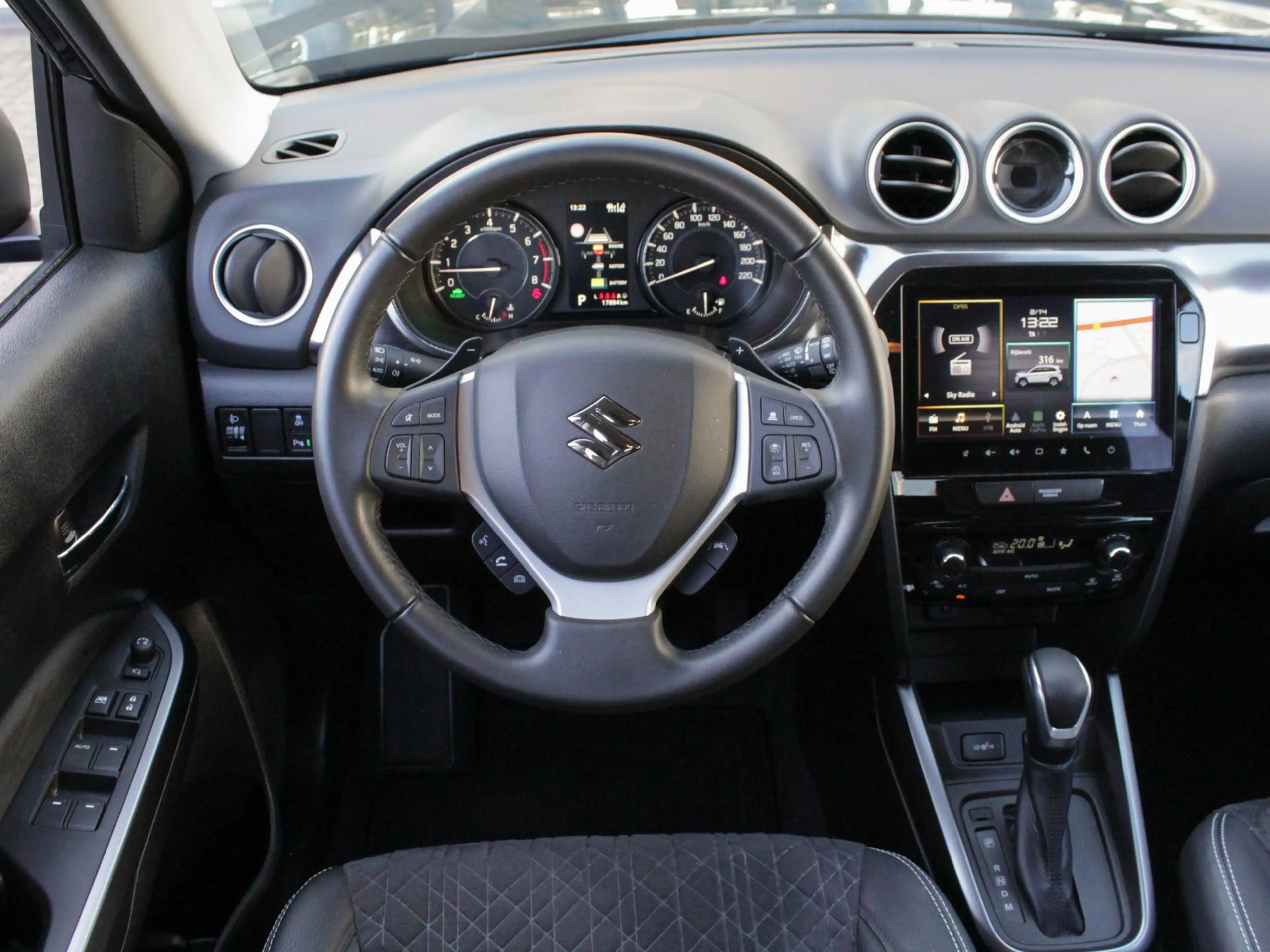 Suzuki Vitara 1.5 Hybrid Style Automaat | Navi | Adap. Cruise | — photo 4