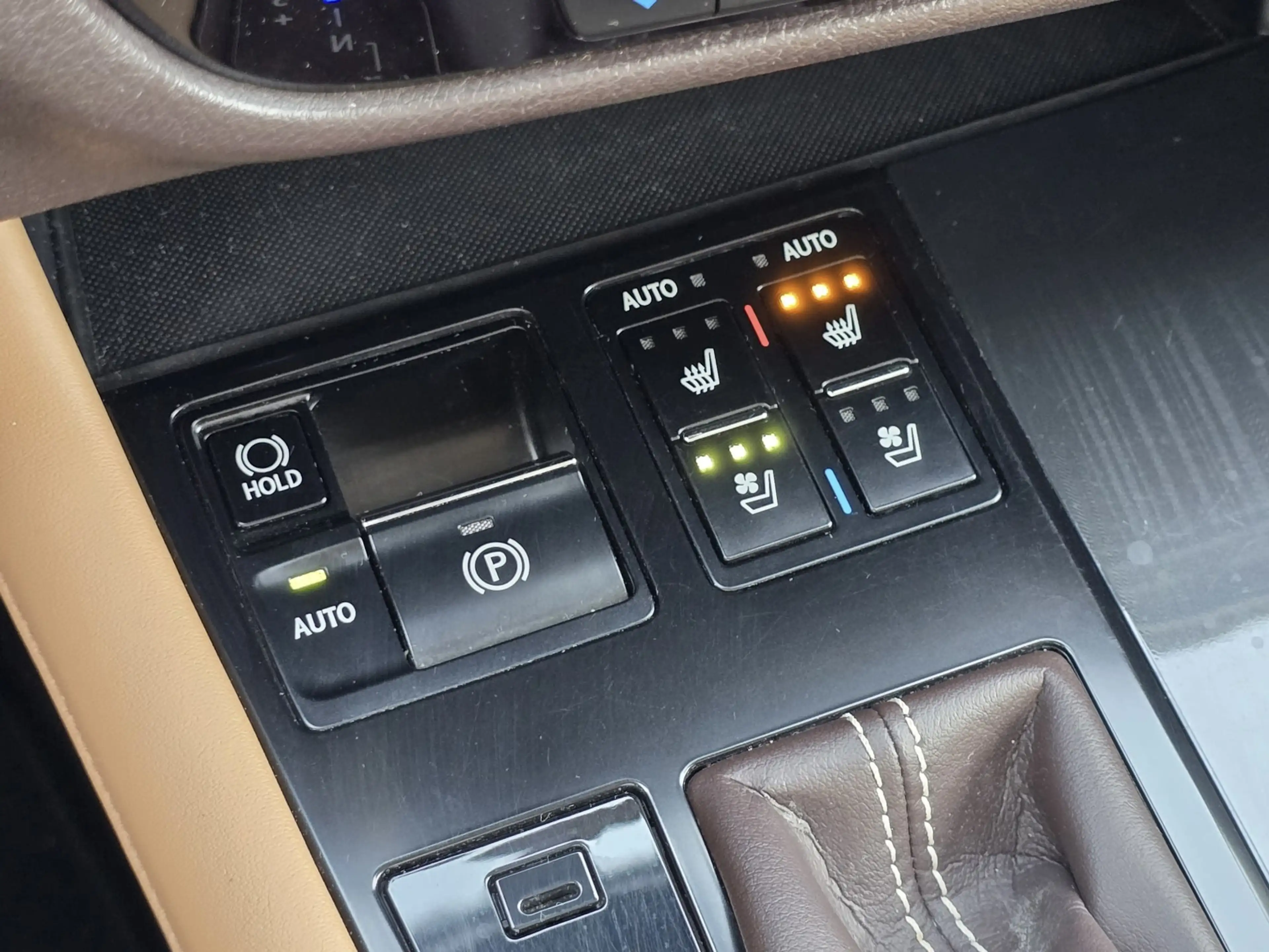 Lexus RX 450h 4WD Hybride/Trekhaak/Stoelkoeling/ACC/LED — photo 13