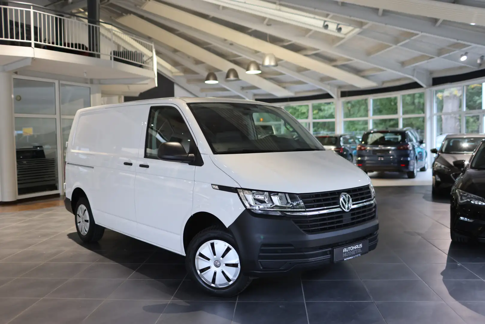 Volkswagen T6 Transporter KASTEN 2,0 TDI HECKTÃREN   DAB Weiß - 1