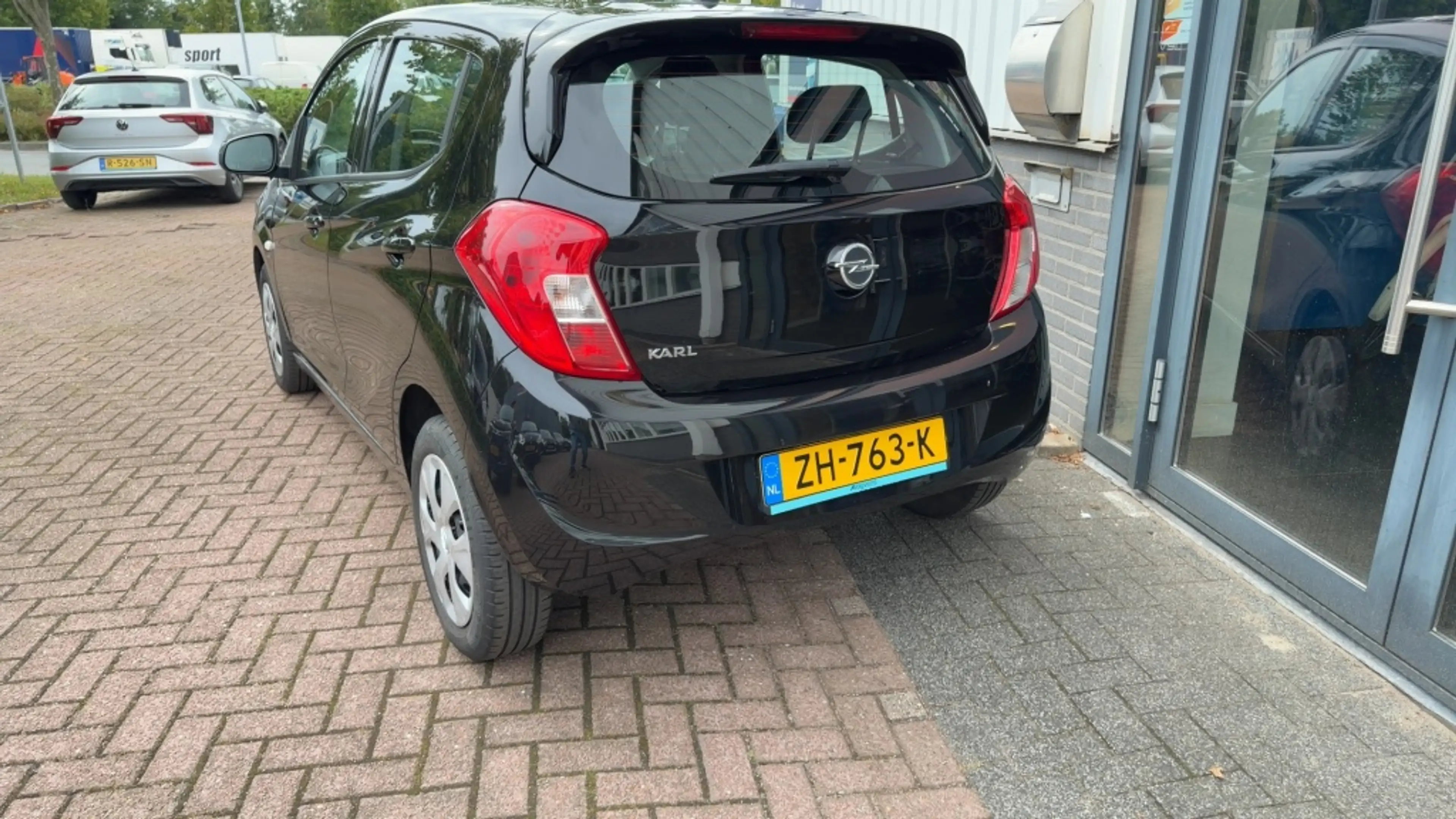 Opel Karl 1.0 120 Jaar Edition cruise — photo 16
