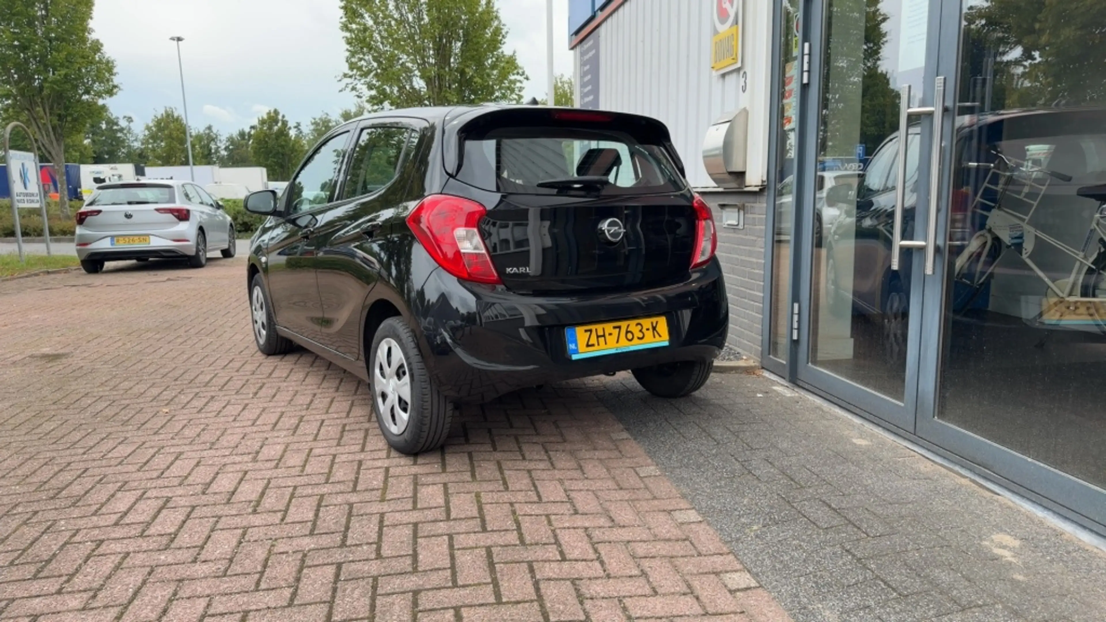 Opel Karl 1.0 120 Jaar Edition cruise — photo 4