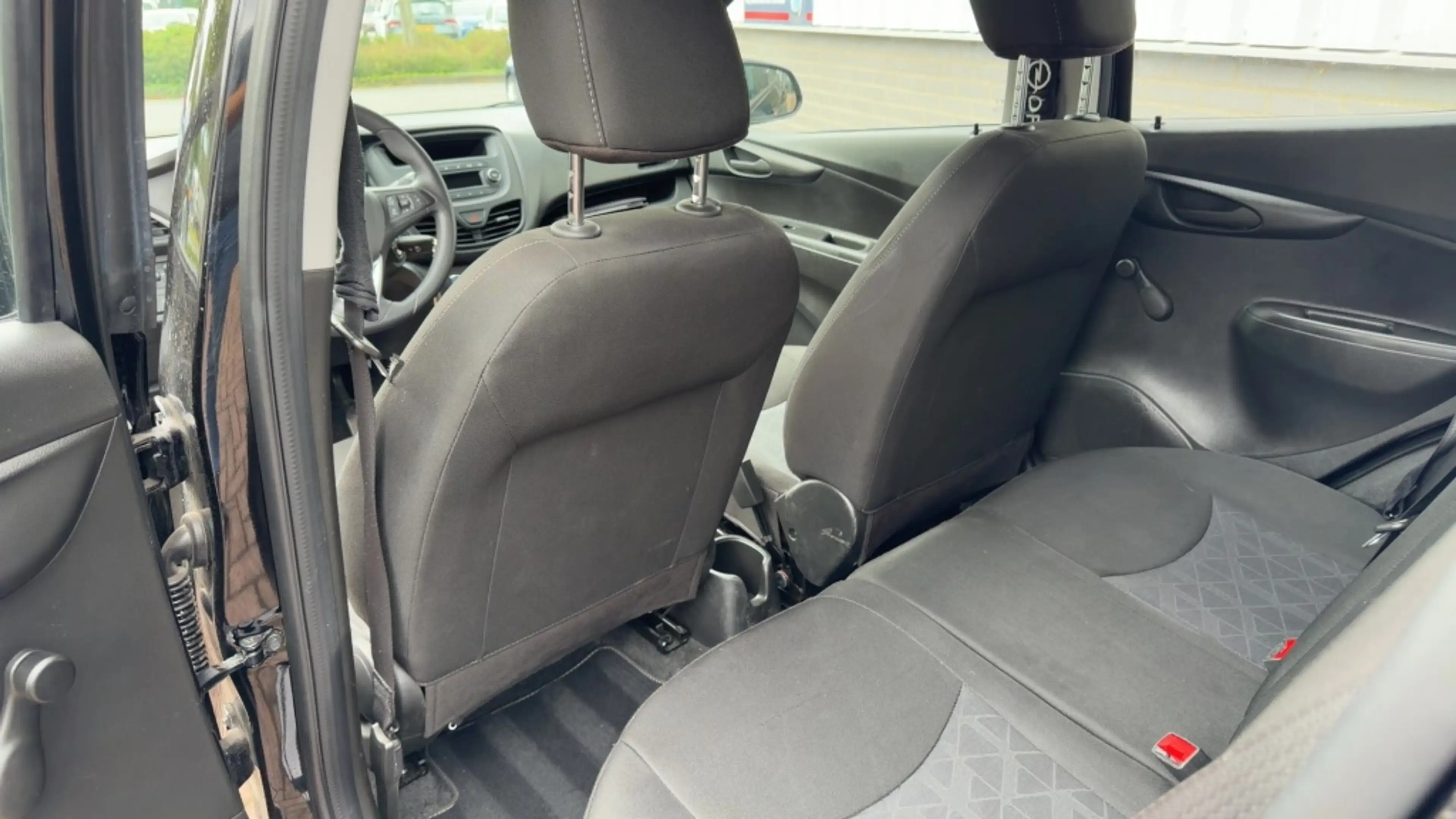 Opel Karl 1.0 120 Jaar Edition cruise — photo 15
