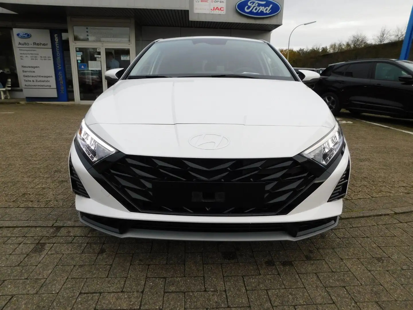 Hyundai i20 Trend 1,0 74kw, Navi / Led / Klima / Alu Weiß - 2