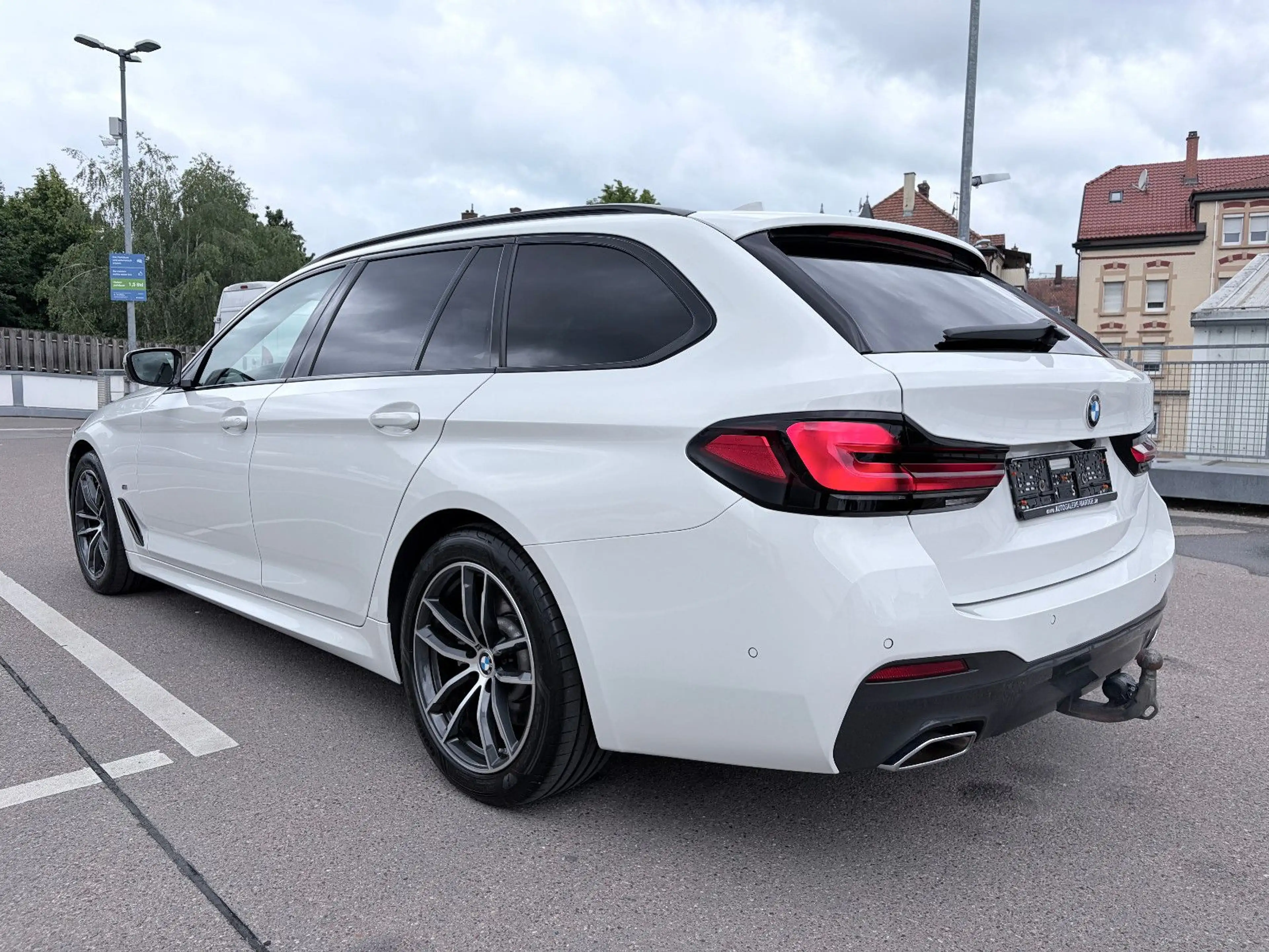 BMW 520 i Aut. M Sport PANO/AHK/HUD/KOMFORTSITZE — photo 7