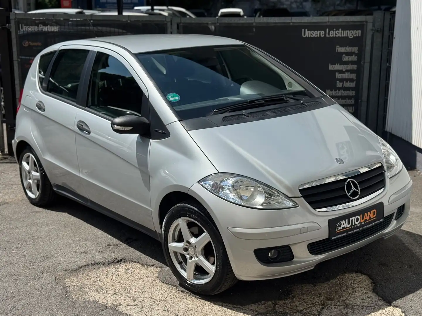 Mercedes-Benz A 150 A -Klasse A150*2.Hand*Klima*PDC Hinten* Silber - 1