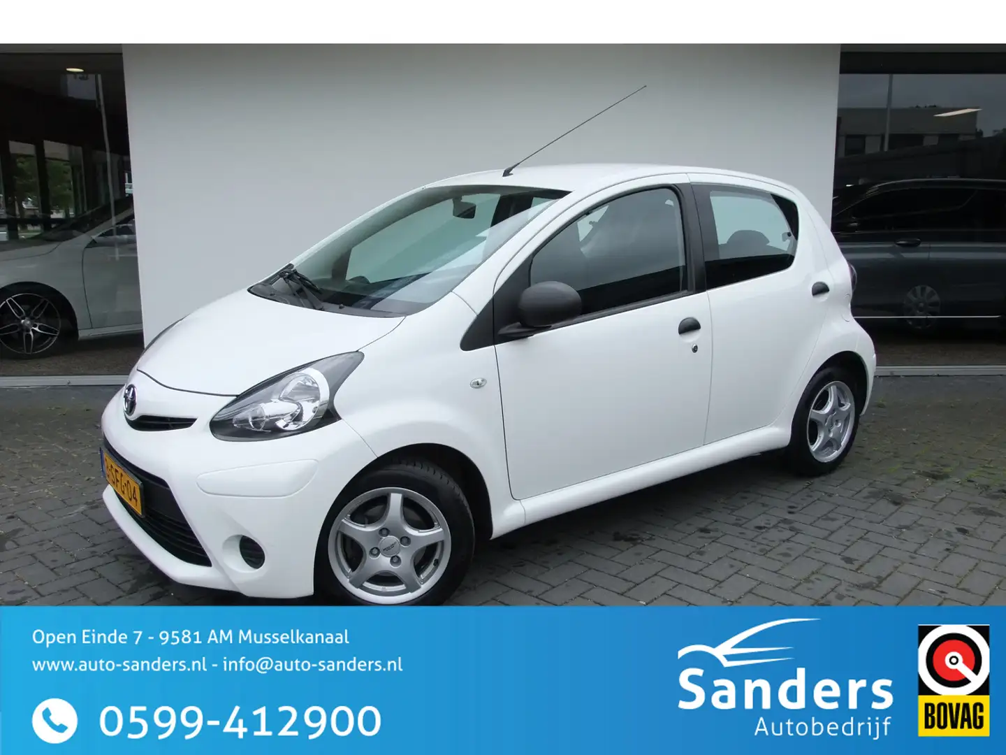 Toyota Aygo 1.0 VVT-i Now / Airco Blanc - 1