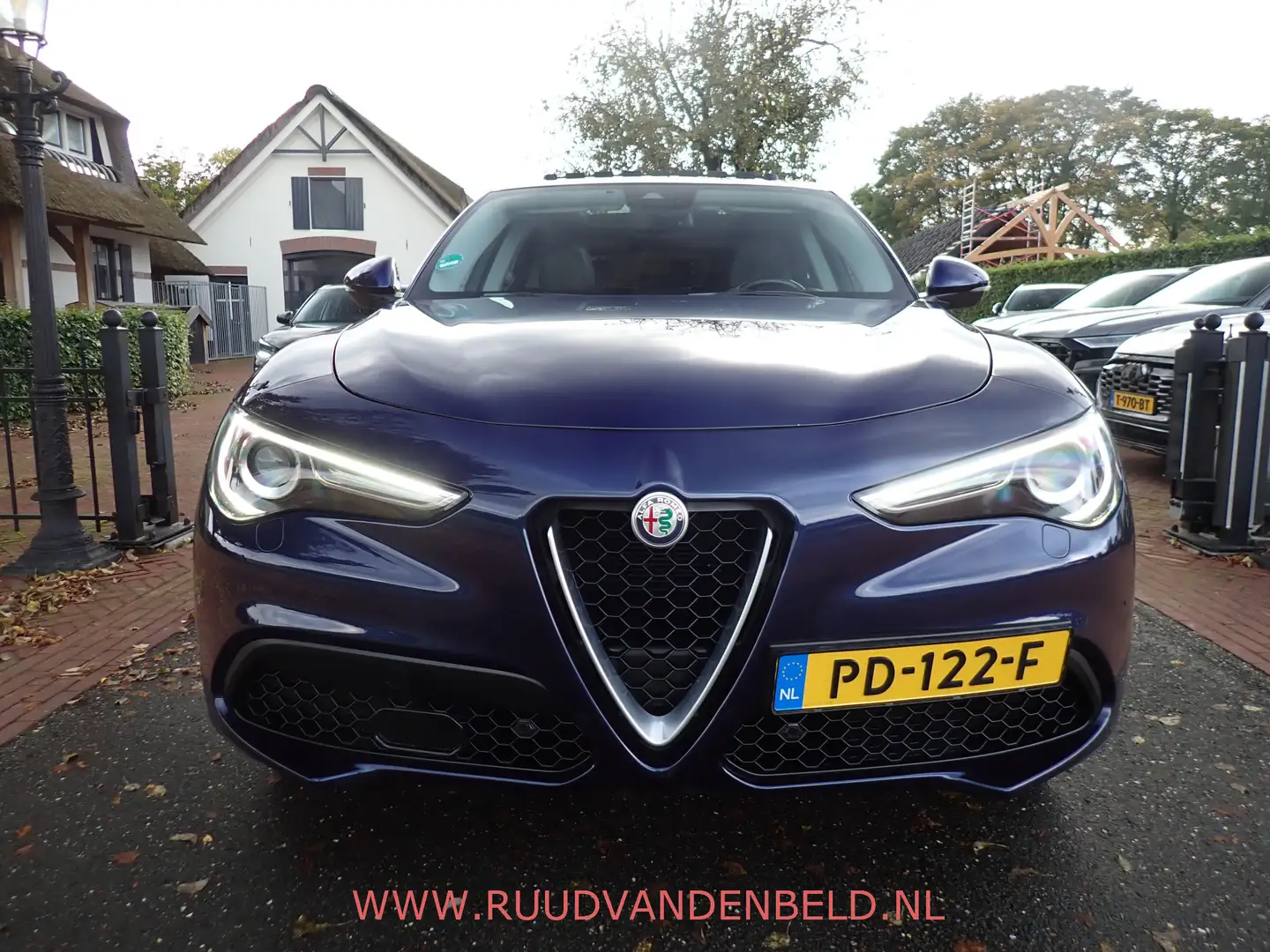Alfa Romeo Stelvio 2.0T Q4 AWD First Edition PANODAK/DAB/CAMERA/MEMOR Blauw - 2